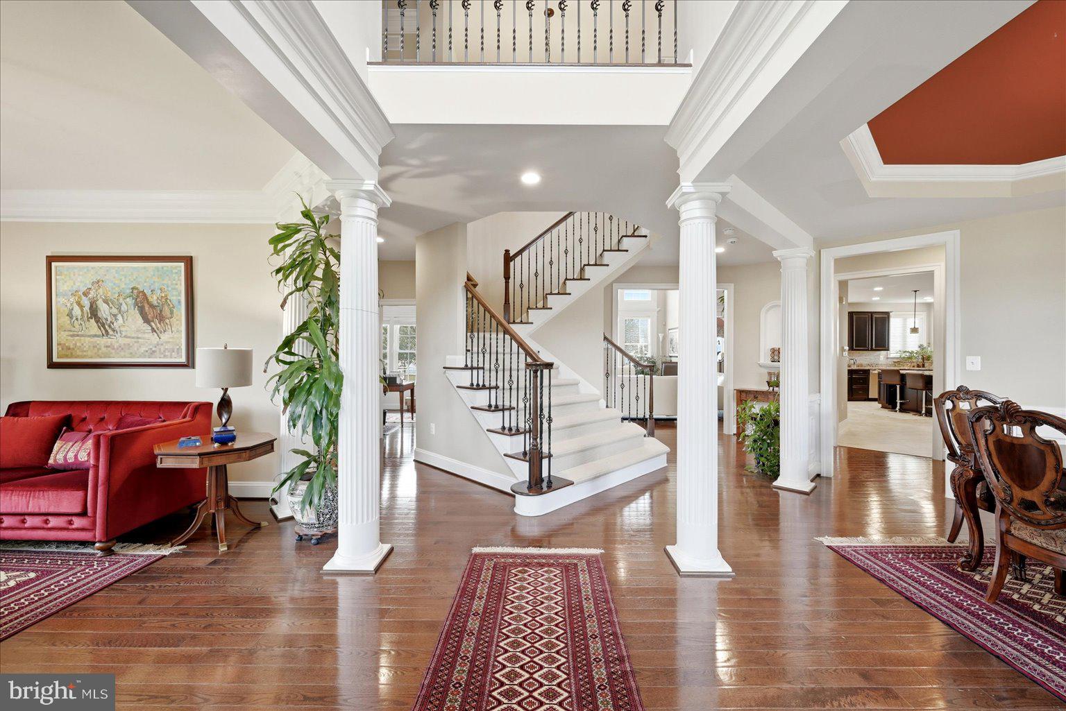 DAWSON'S CORNER - Residential