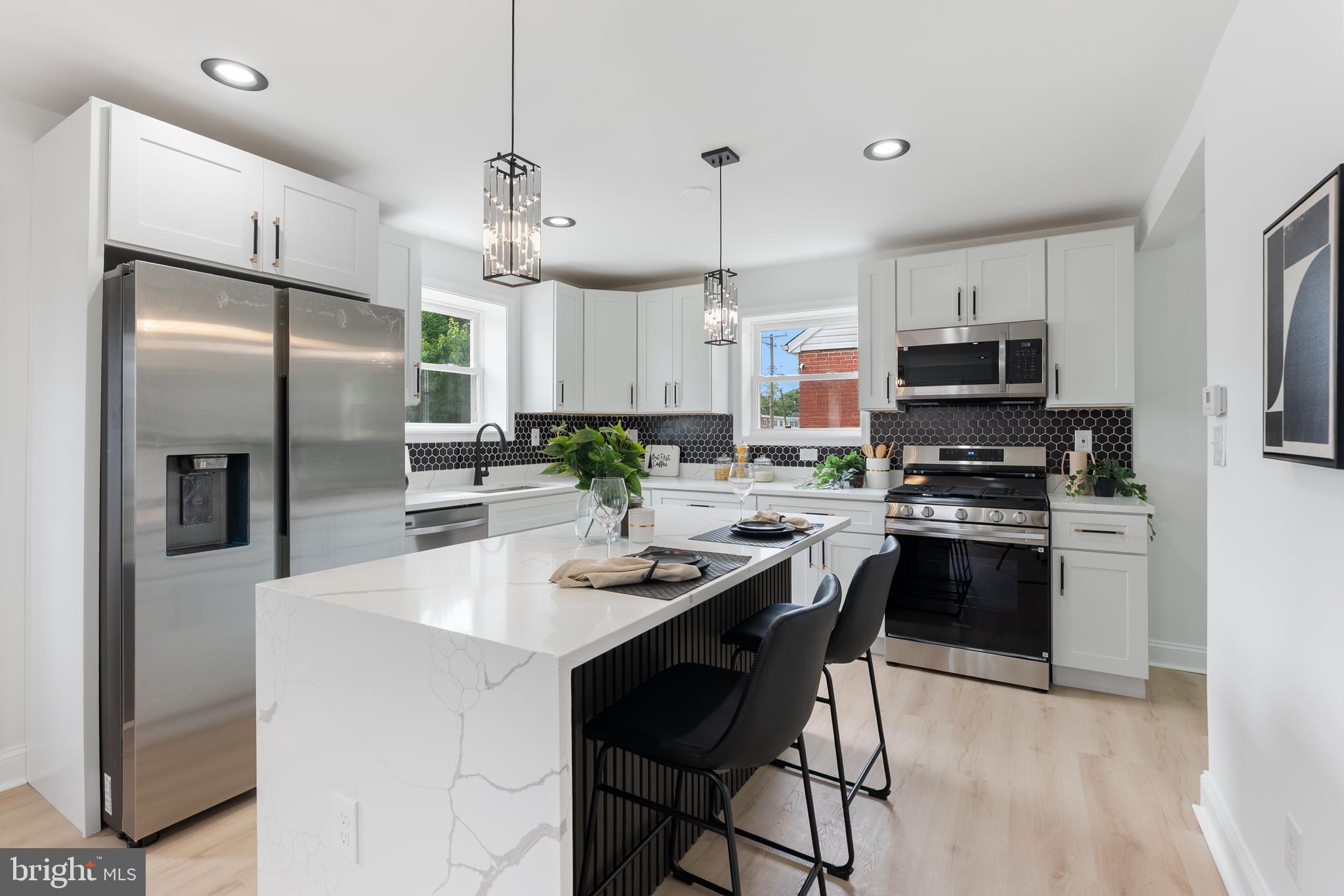 KENILWORTH PARK - Residential