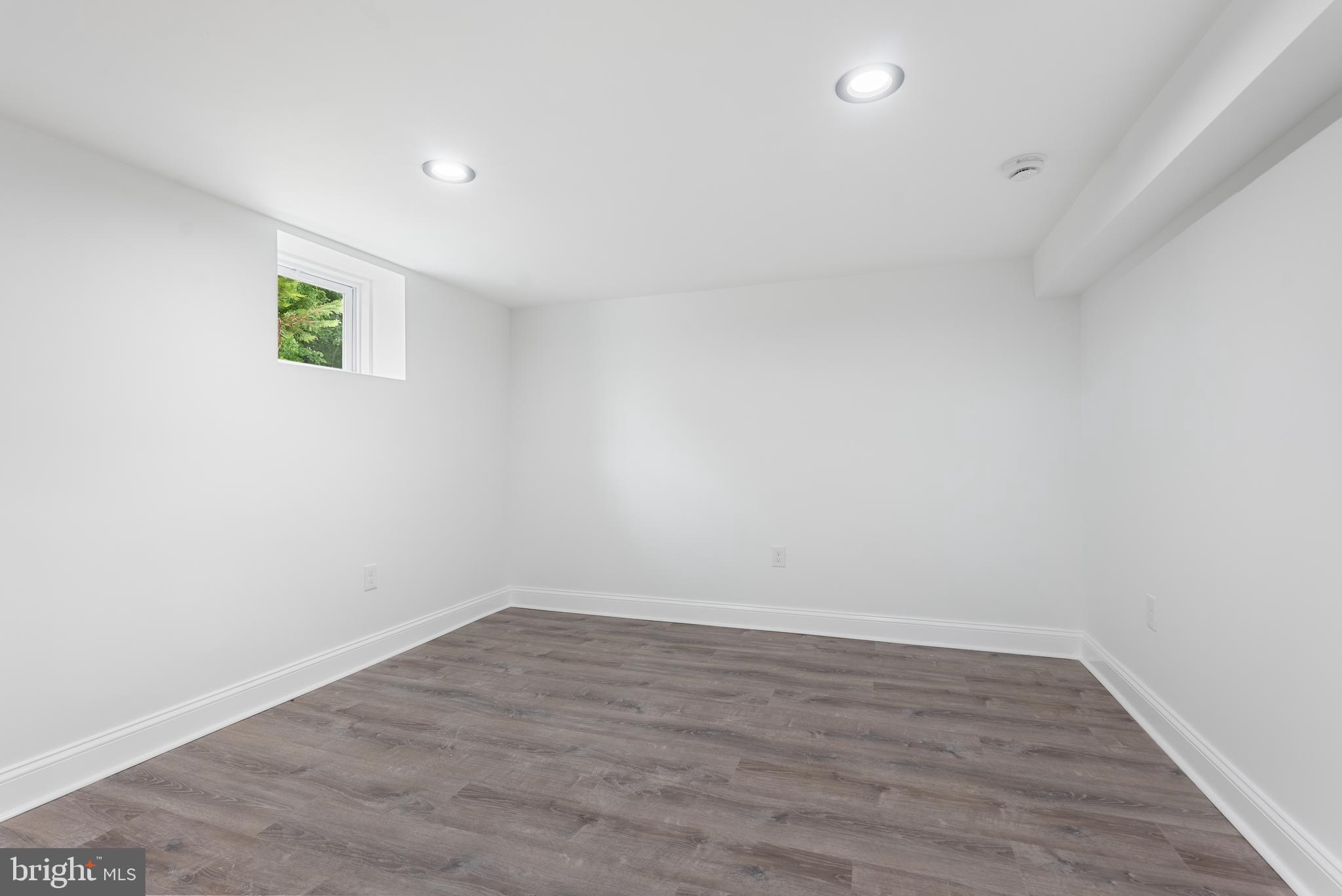 KENILWORTH PARK - Residential