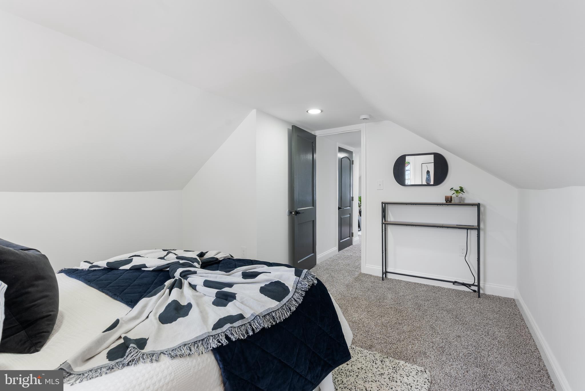 KENILWORTH PARK - Residential