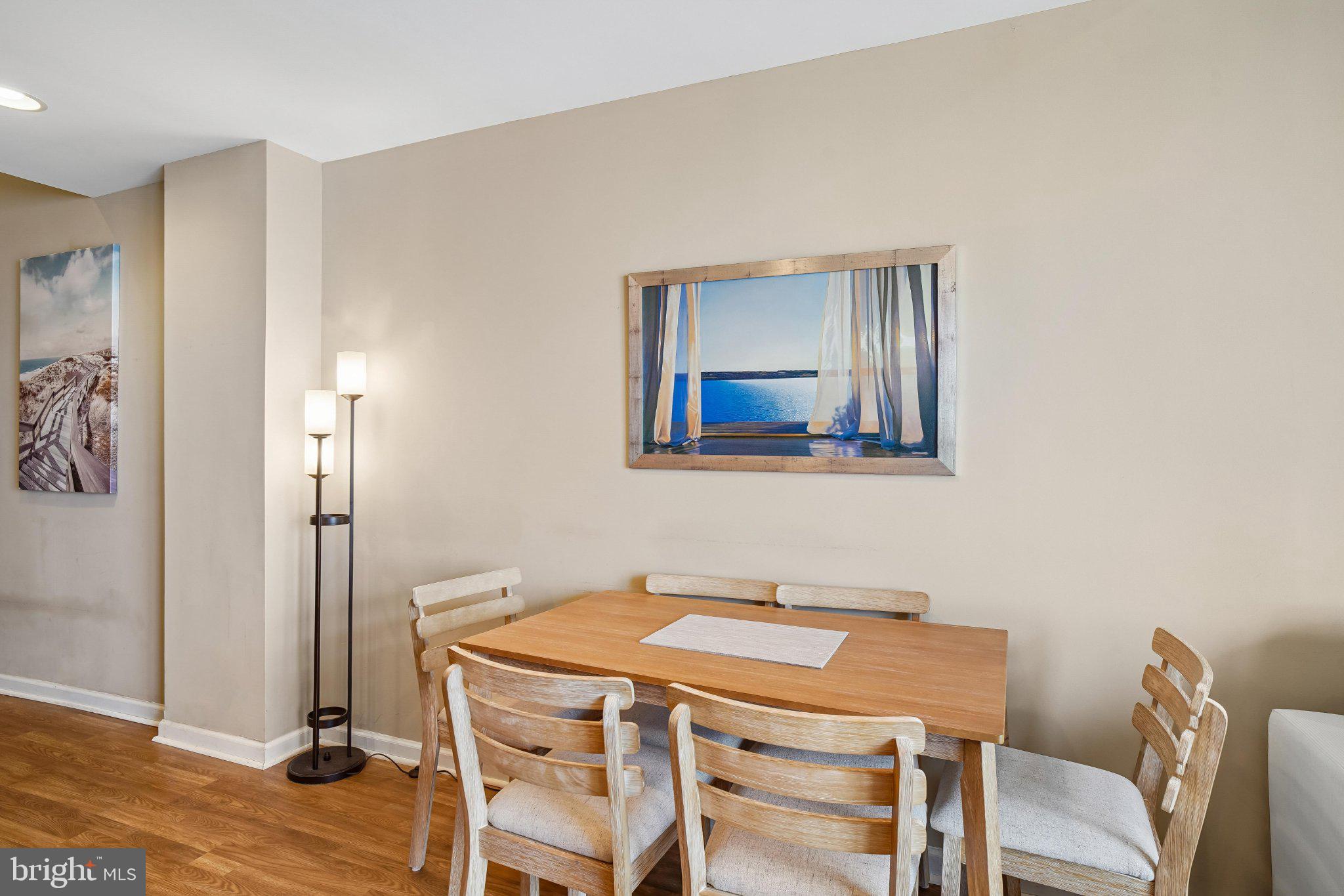SEA COLONY EAST - Residential