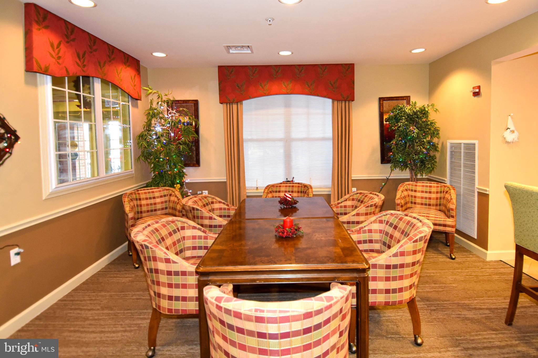 KINGSVIEW VILLAGE - Residential