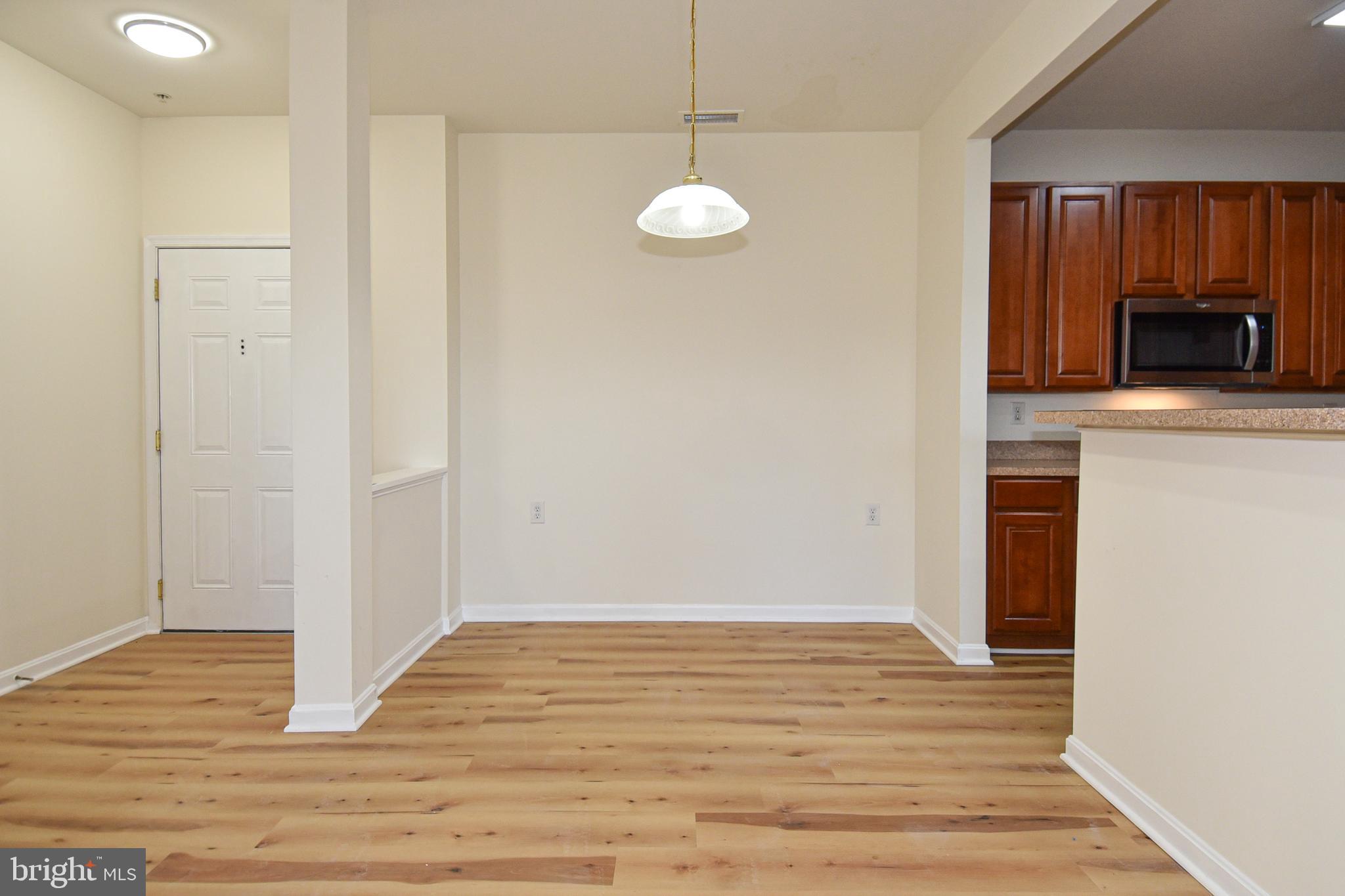 KINGSVIEW VILLAGE - Residential