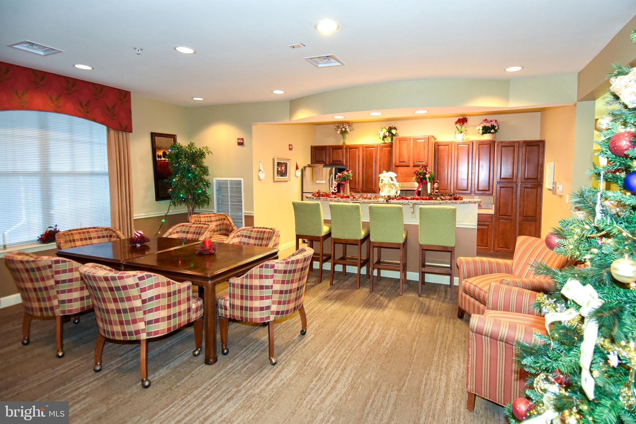 KINGSVIEW VILLAGE - Residential