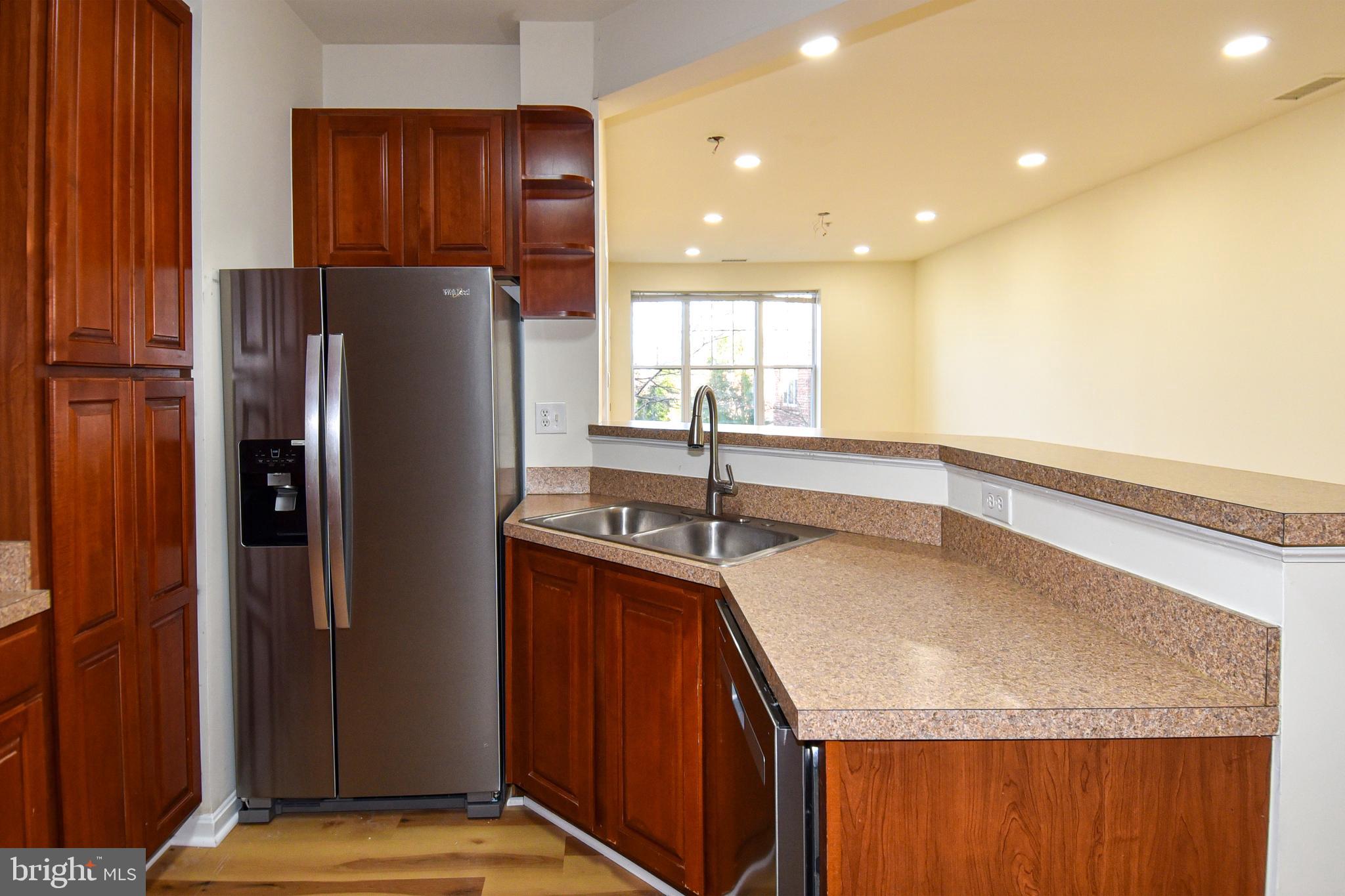 KINGSVIEW VILLAGE - Residential