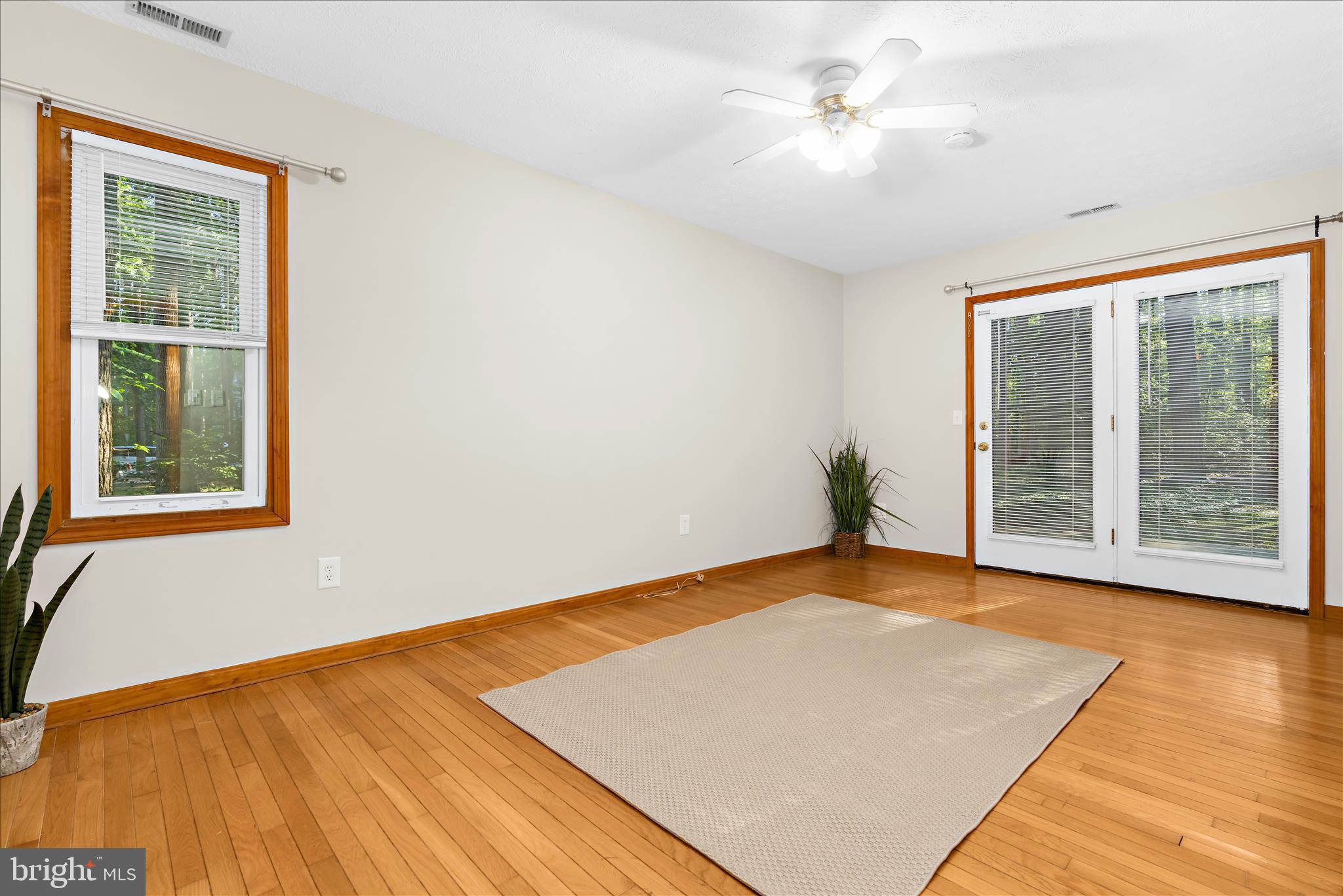KENT ISLAND ESTATES - Residential