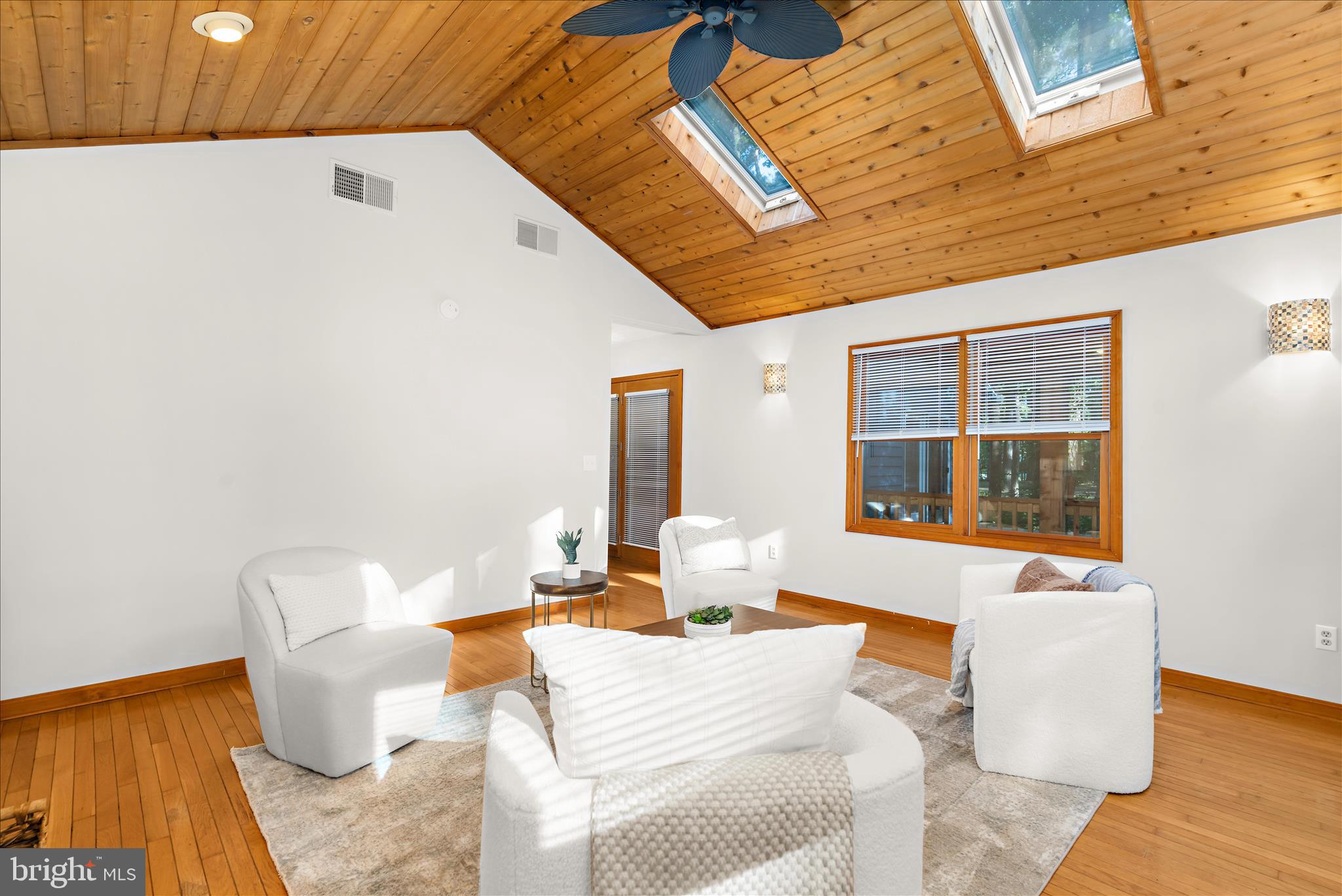 KENT ISLAND ESTATES - Residential