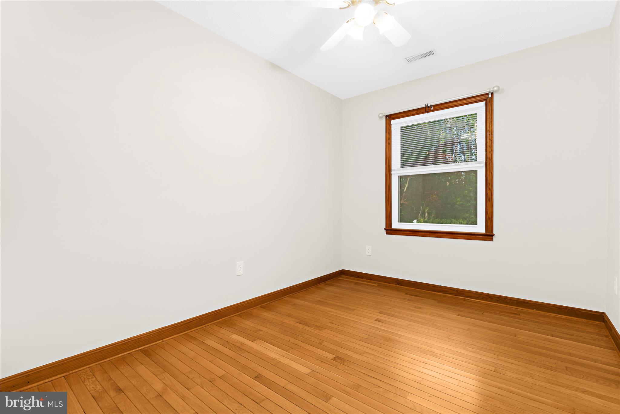 KENT ISLAND ESTATES - Residential