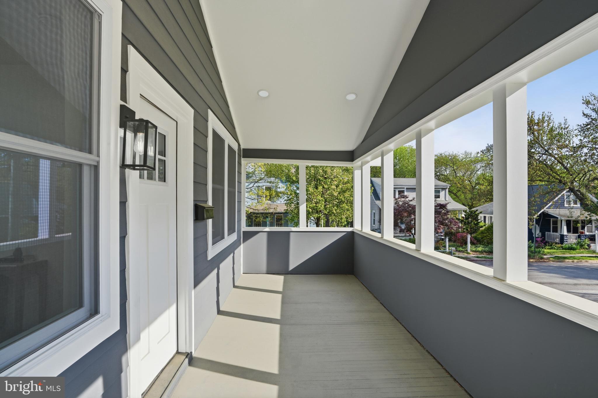 MT RAINIER - Residential