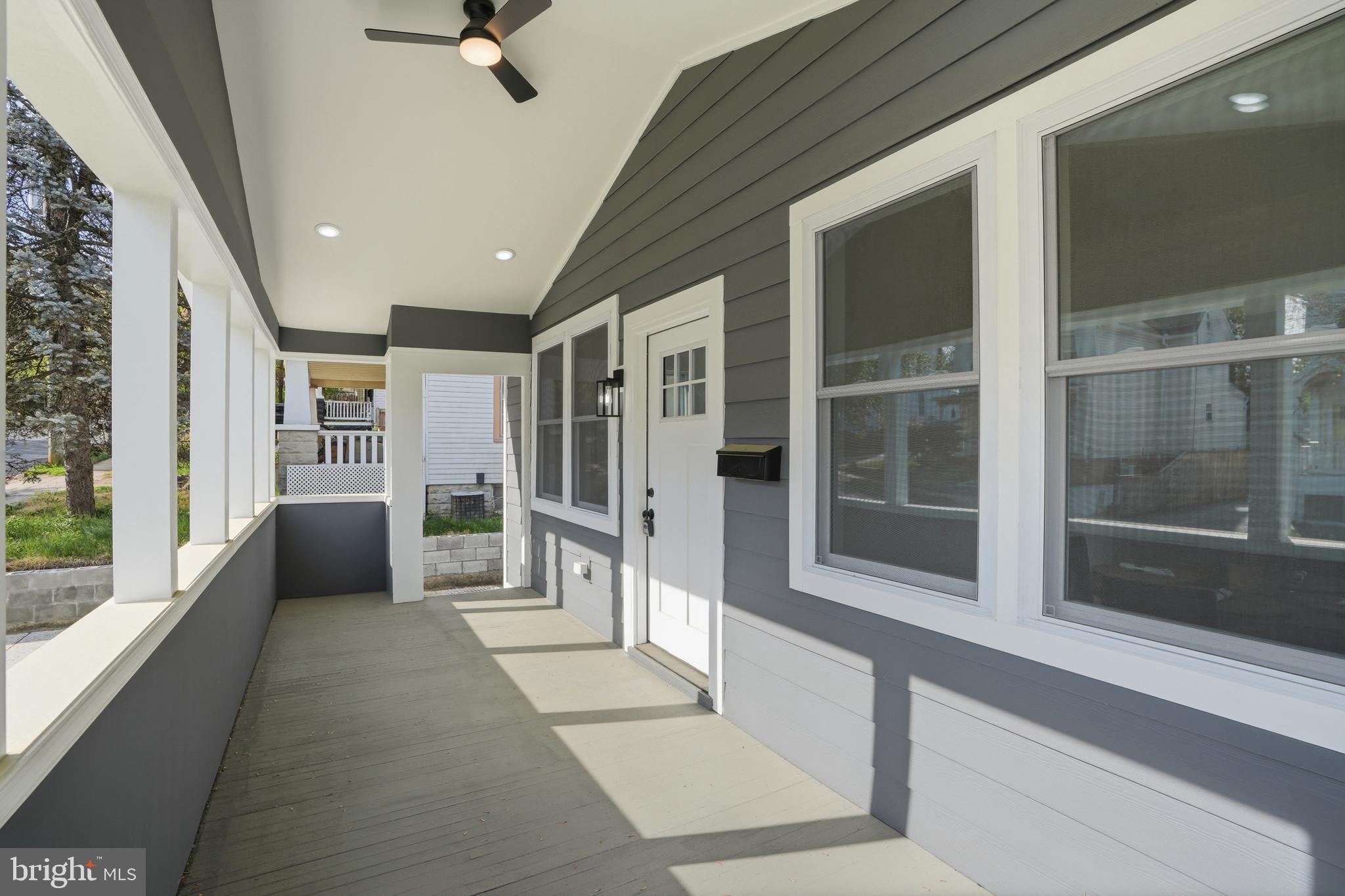 MT RAINIER - Residential