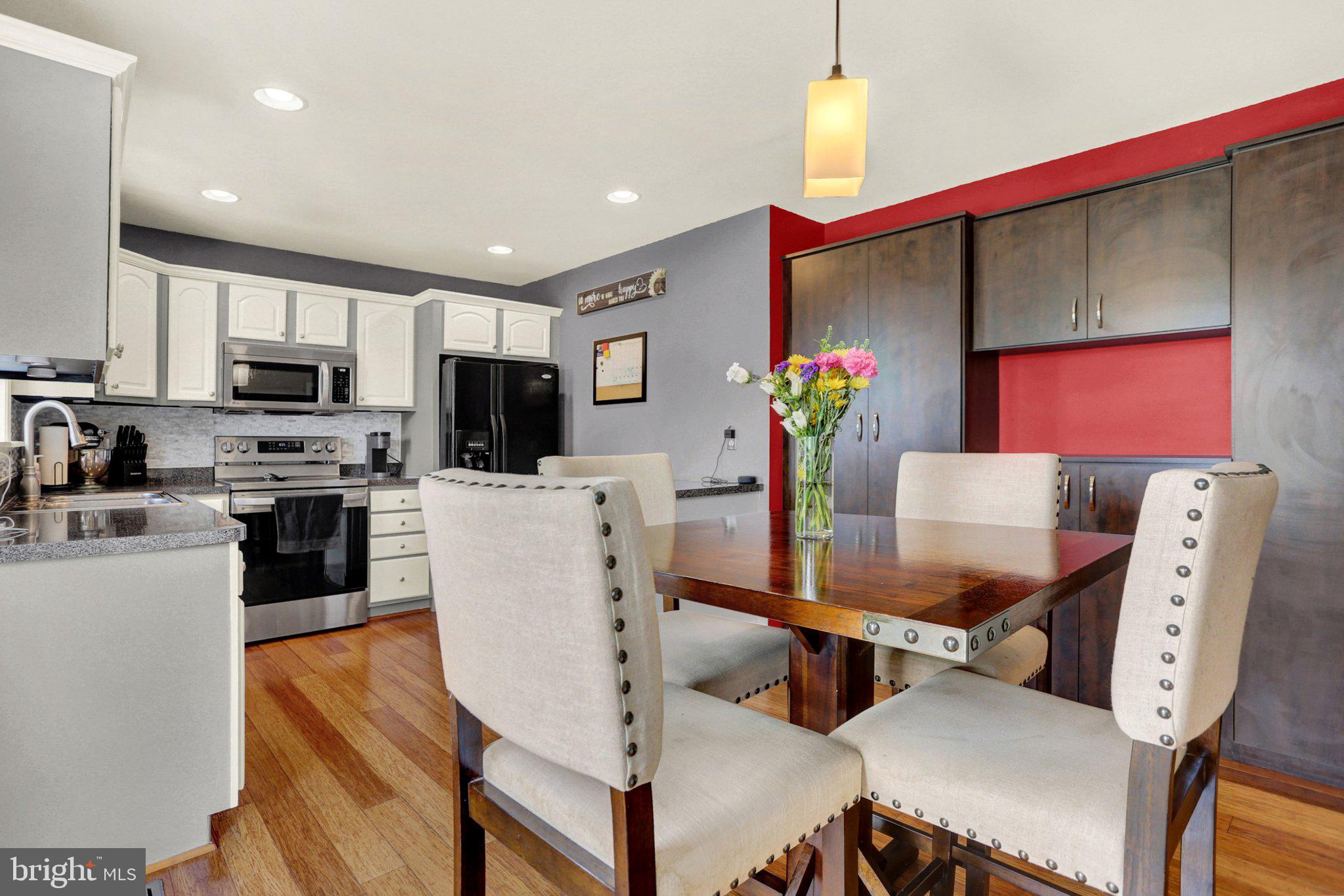 CLOVER CROSSING - Residential