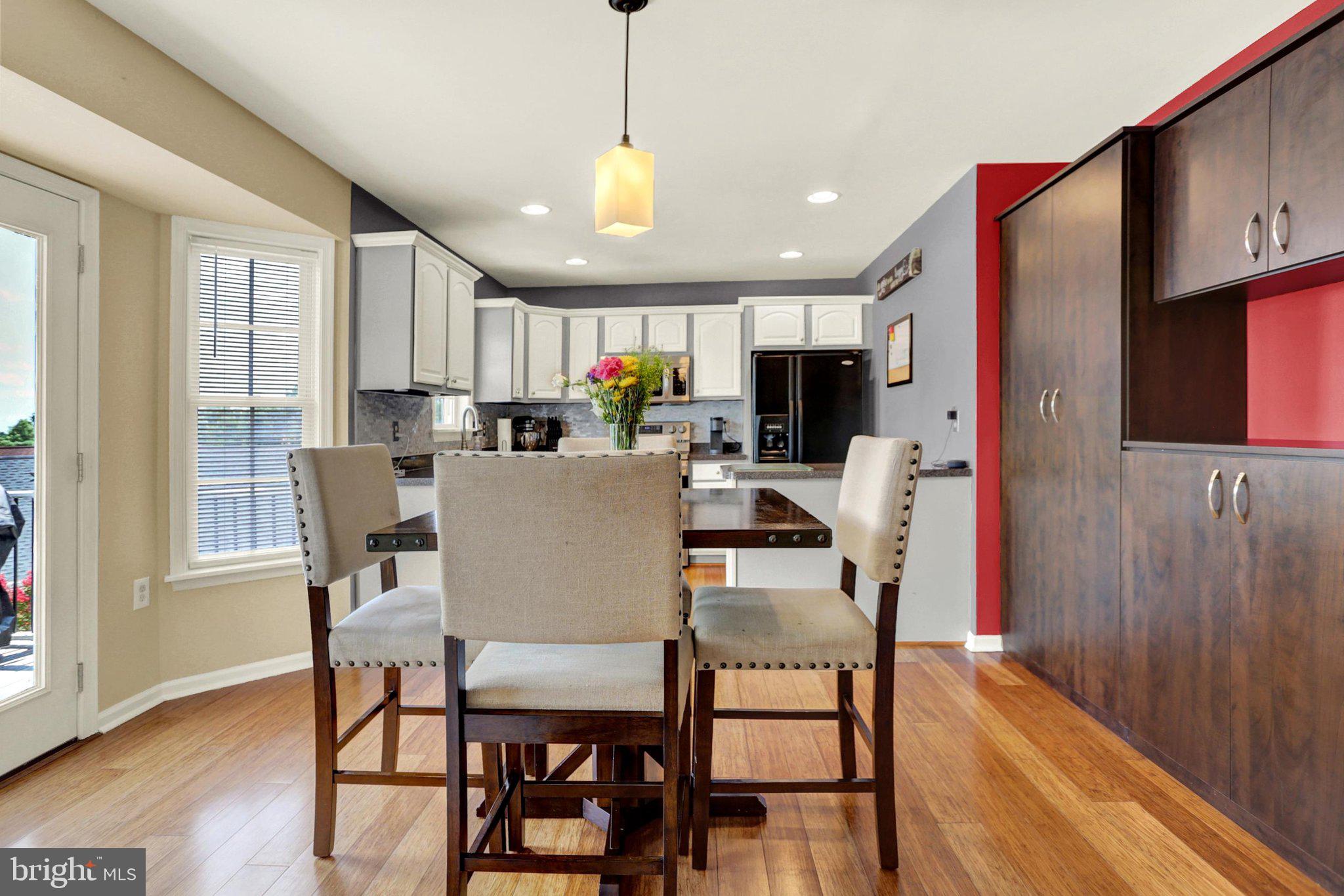CLOVER CROSSING - Residential