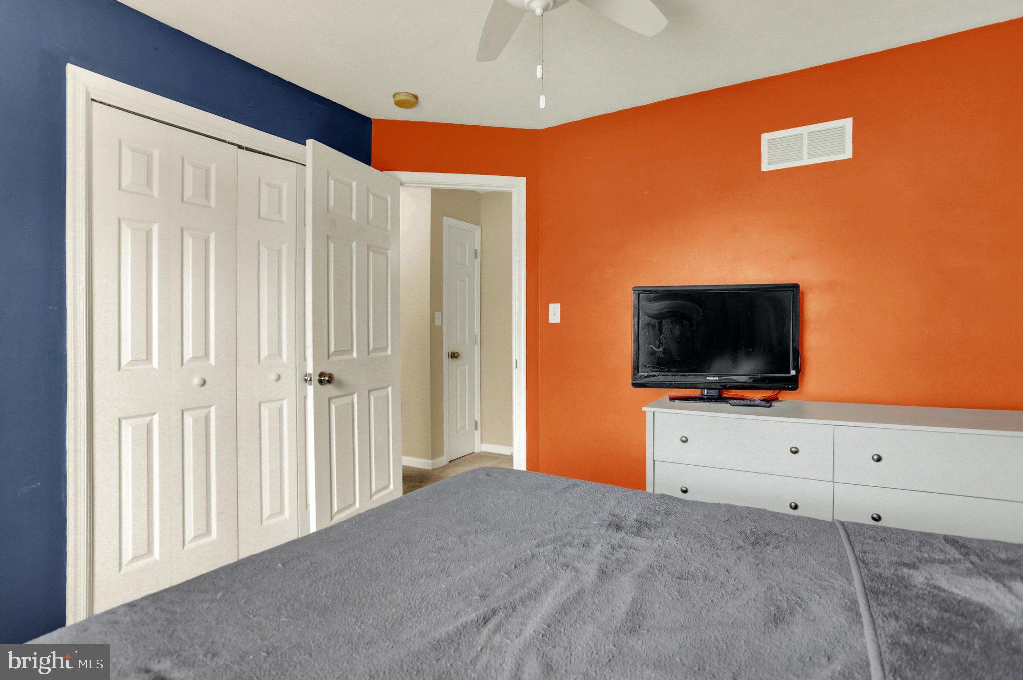 CLOVER CROSSING - Residential