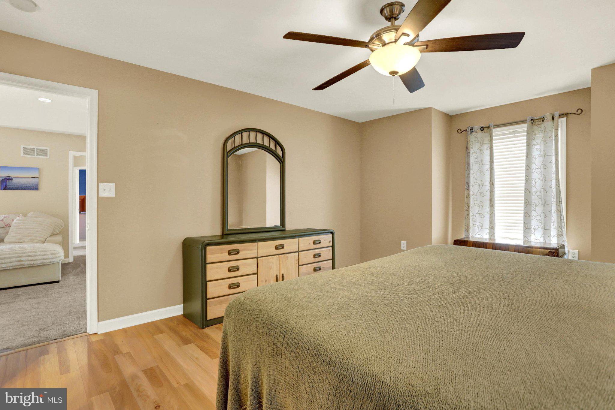 CLOVER CROSSING - Residential