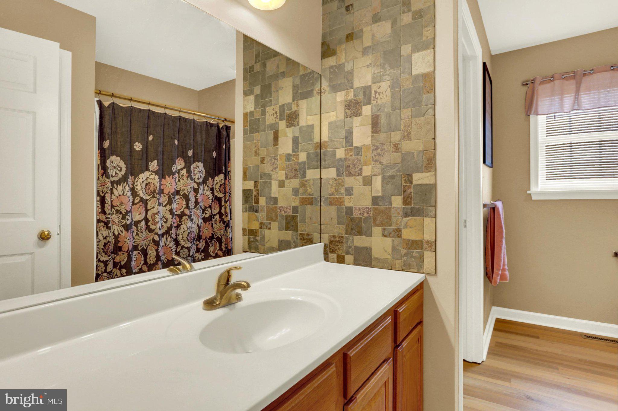 CLOVER CROSSING - Residential