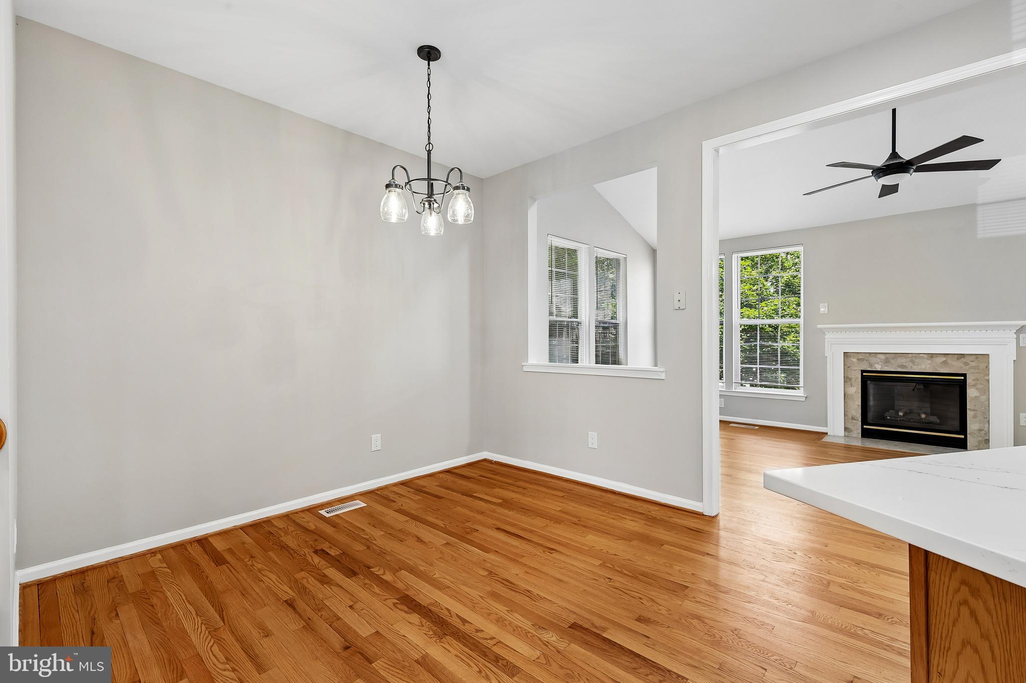 WELLESLEY - Residential