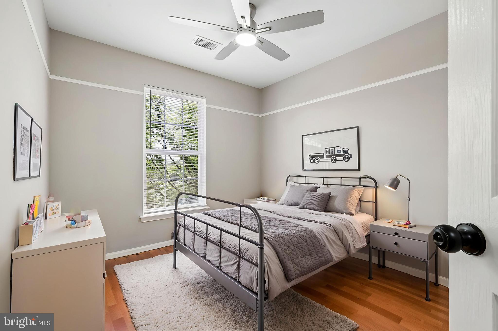 WELLESLEY - Residential