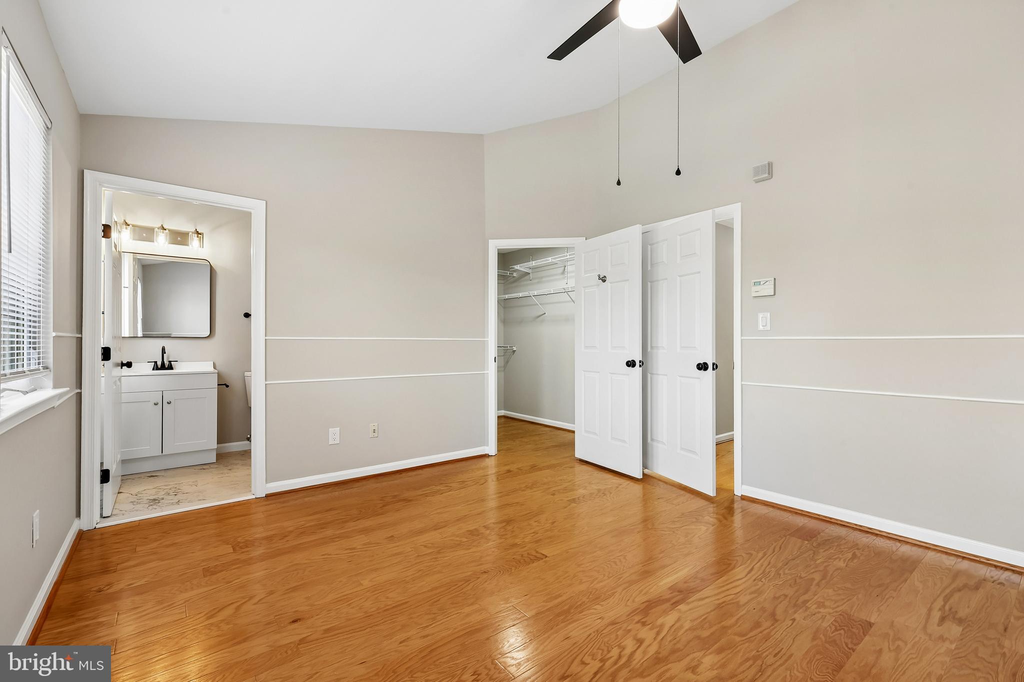 WELLESLEY - Residential