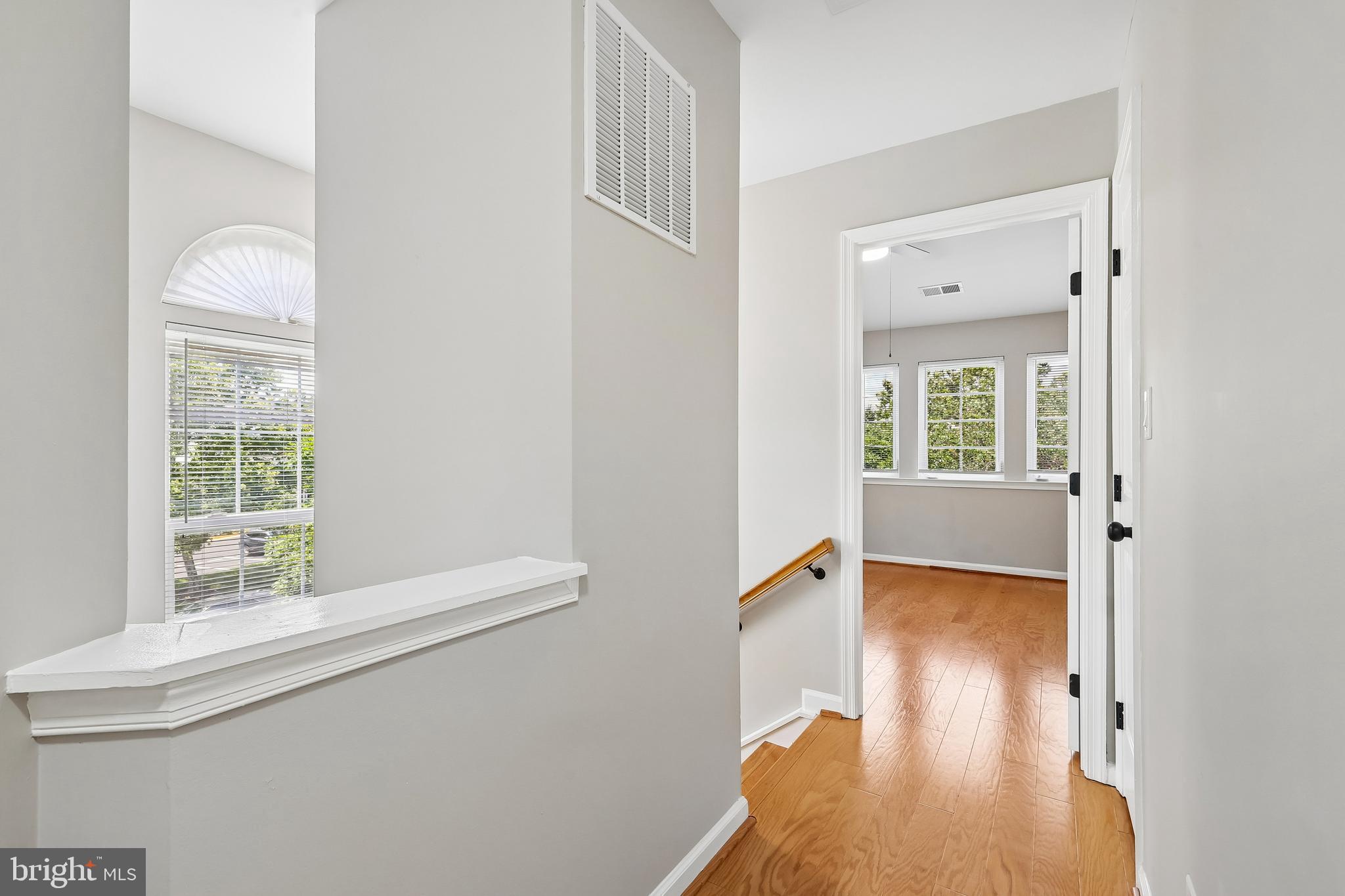 WELLESLEY - Residential