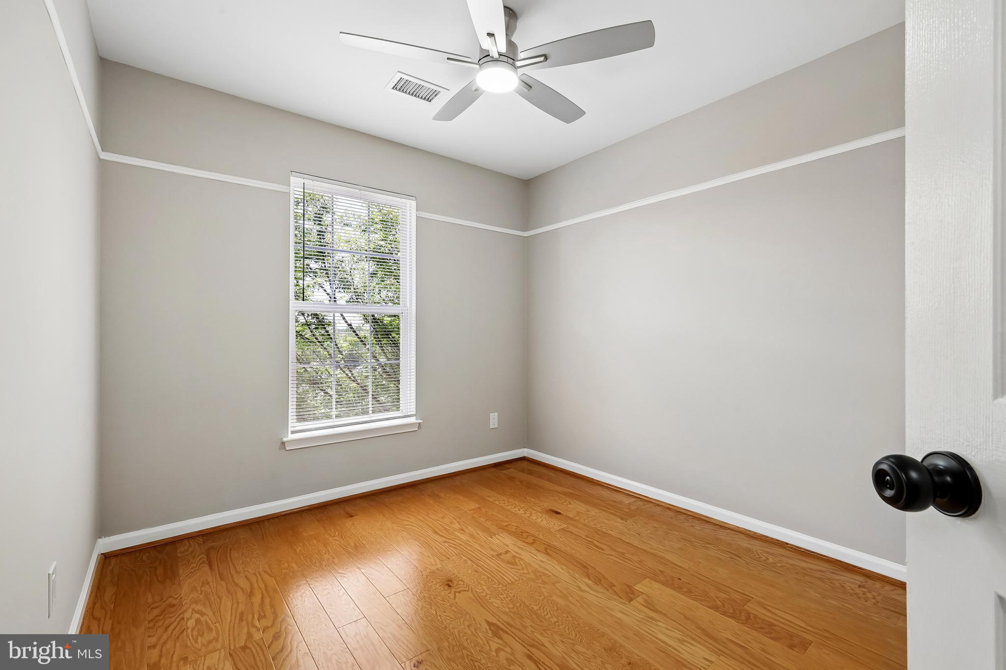 WELLESLEY - Residential