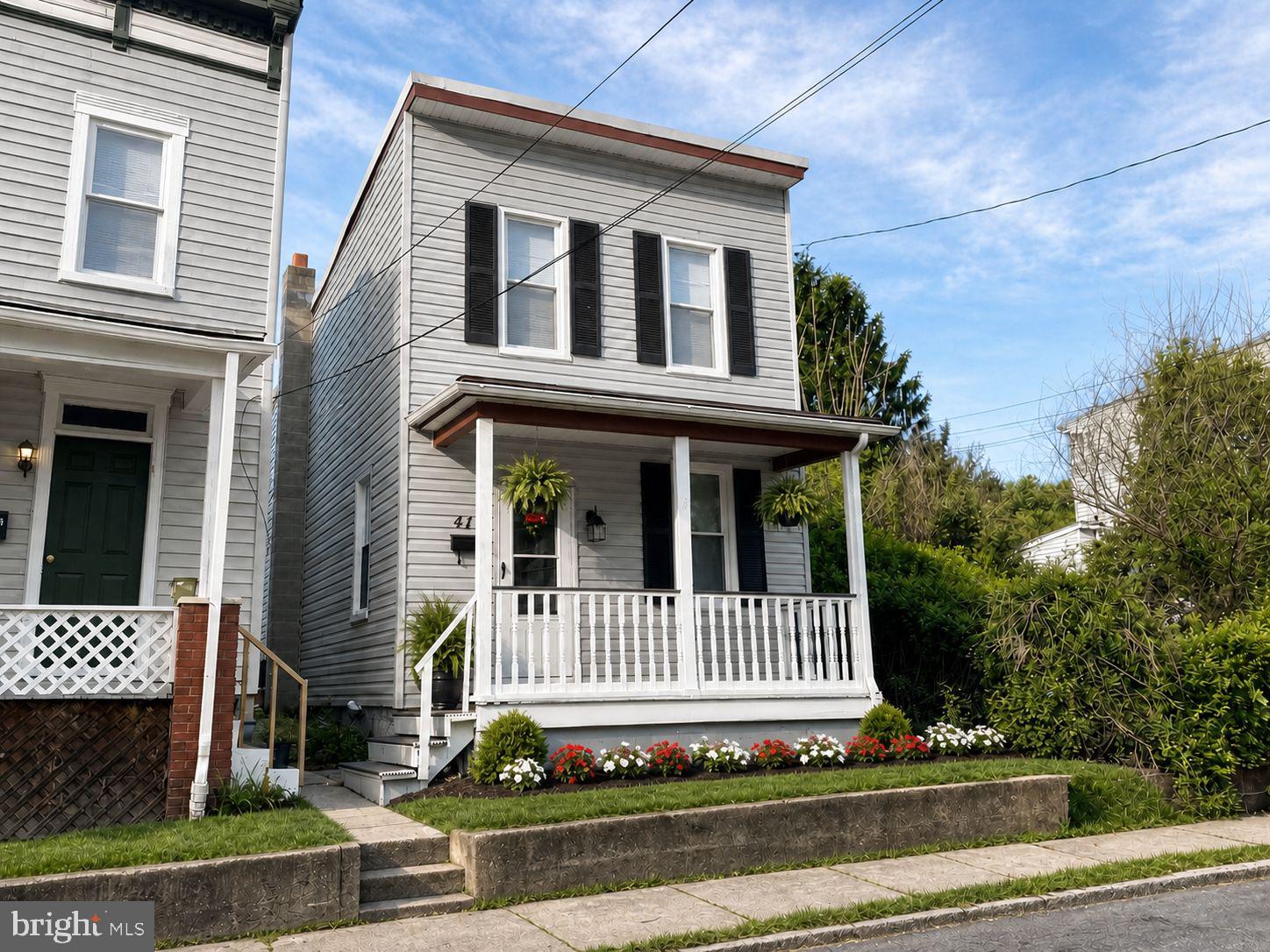 NORTH END - Residential