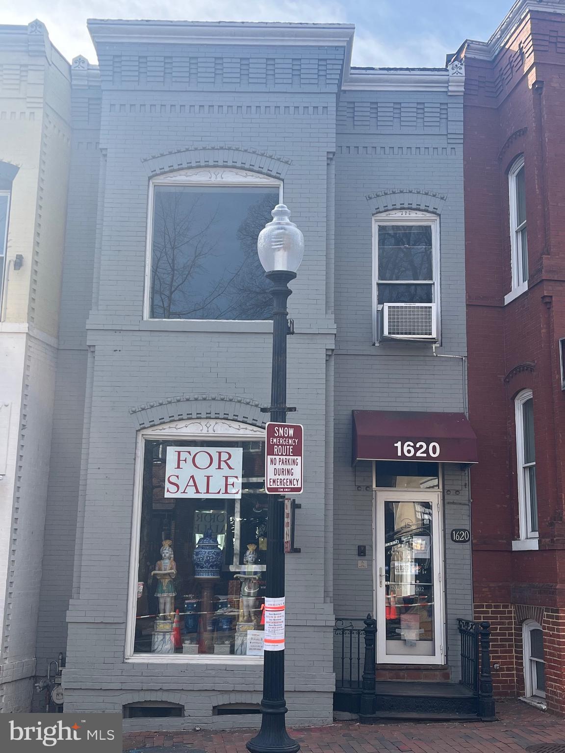 GEORGETOWN - Commercial Sale