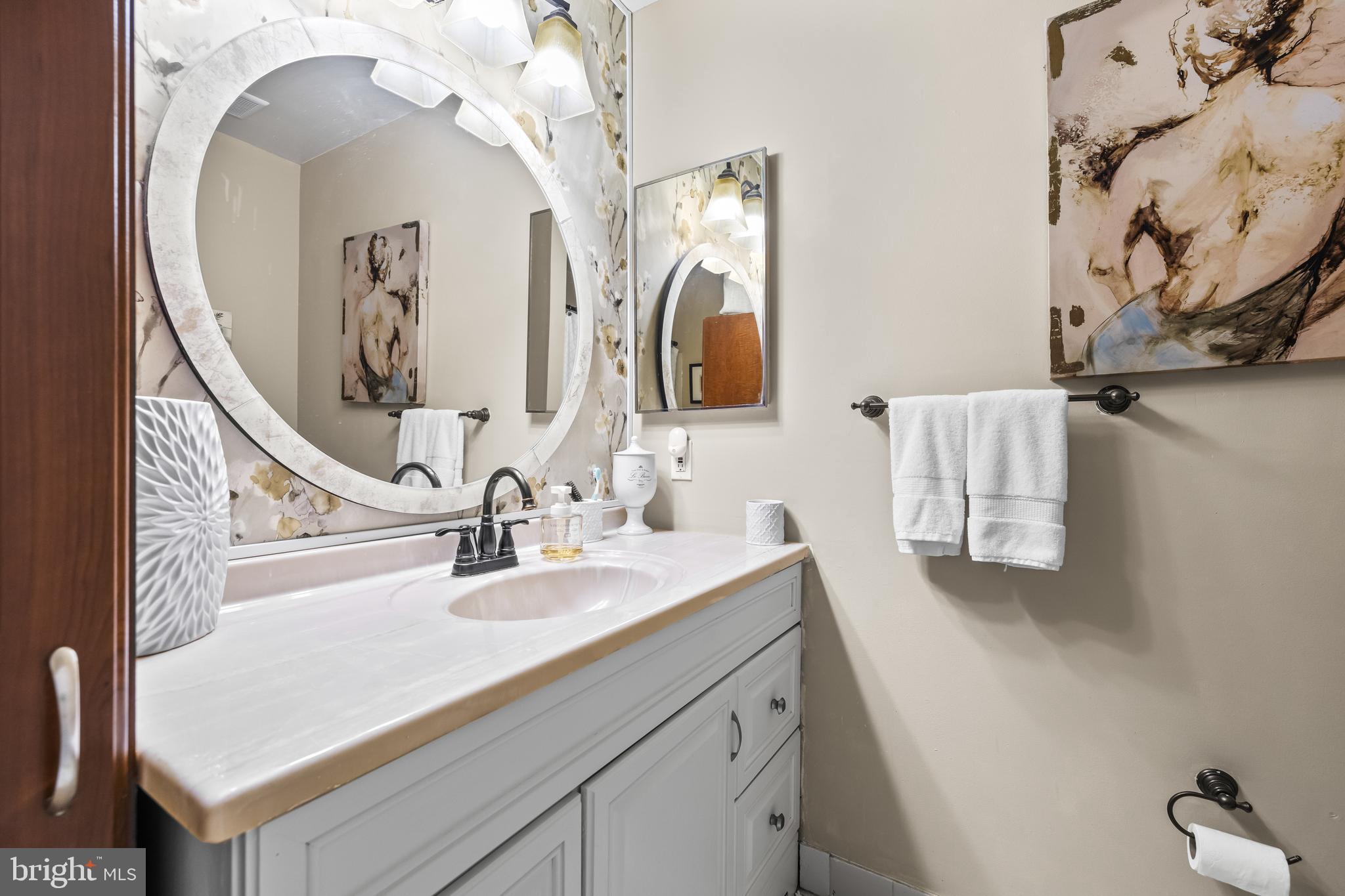 LOVETON FARMS - Residential