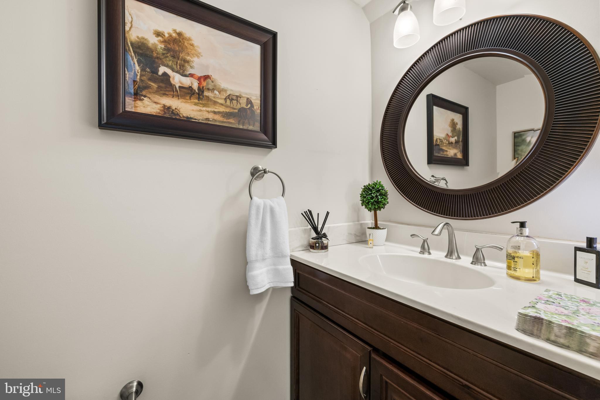 LOVETON FARMS - Residential
