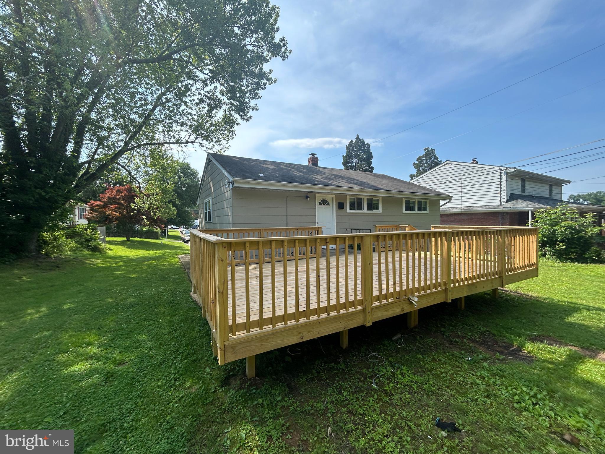 ROYAL ACRES - Residential