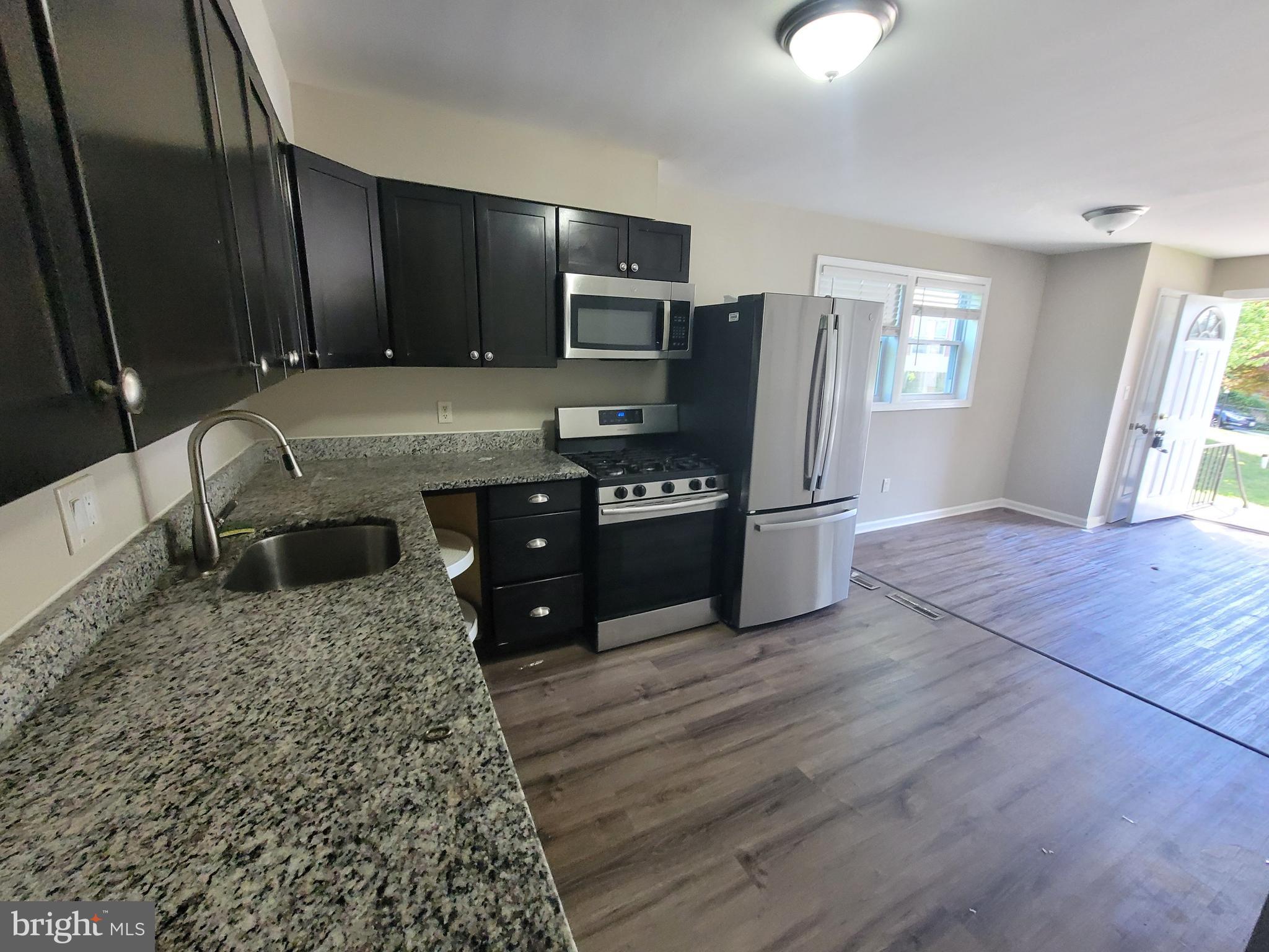 ROYAL ACRES - Residential