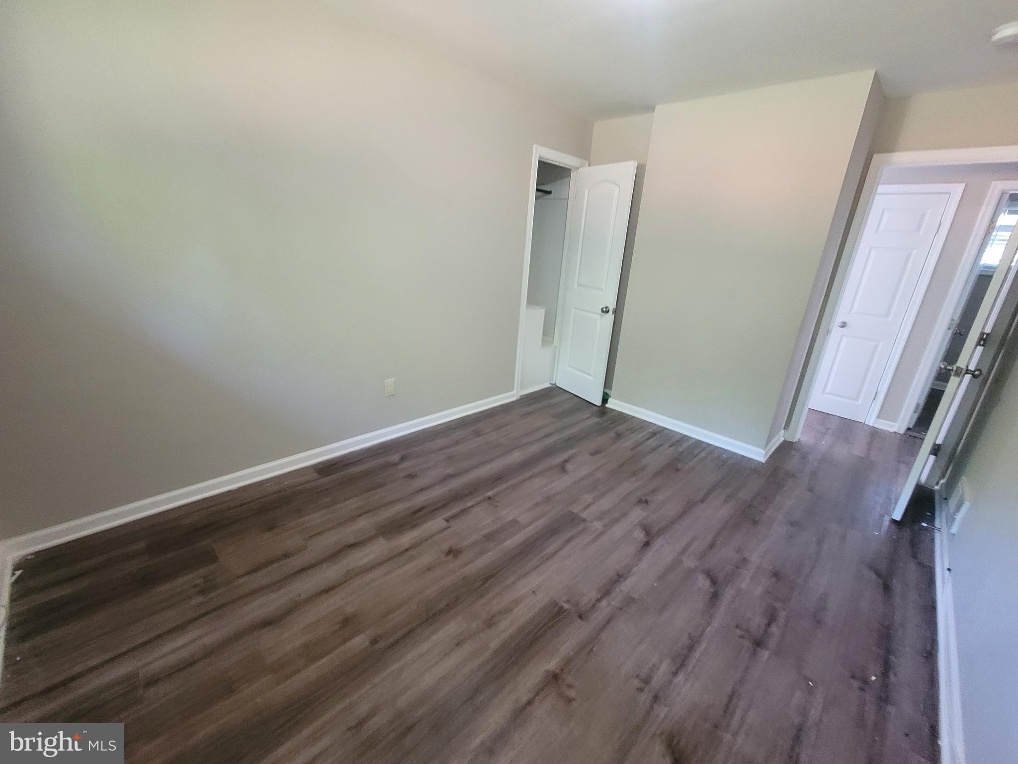 ROYAL ACRES - Residential