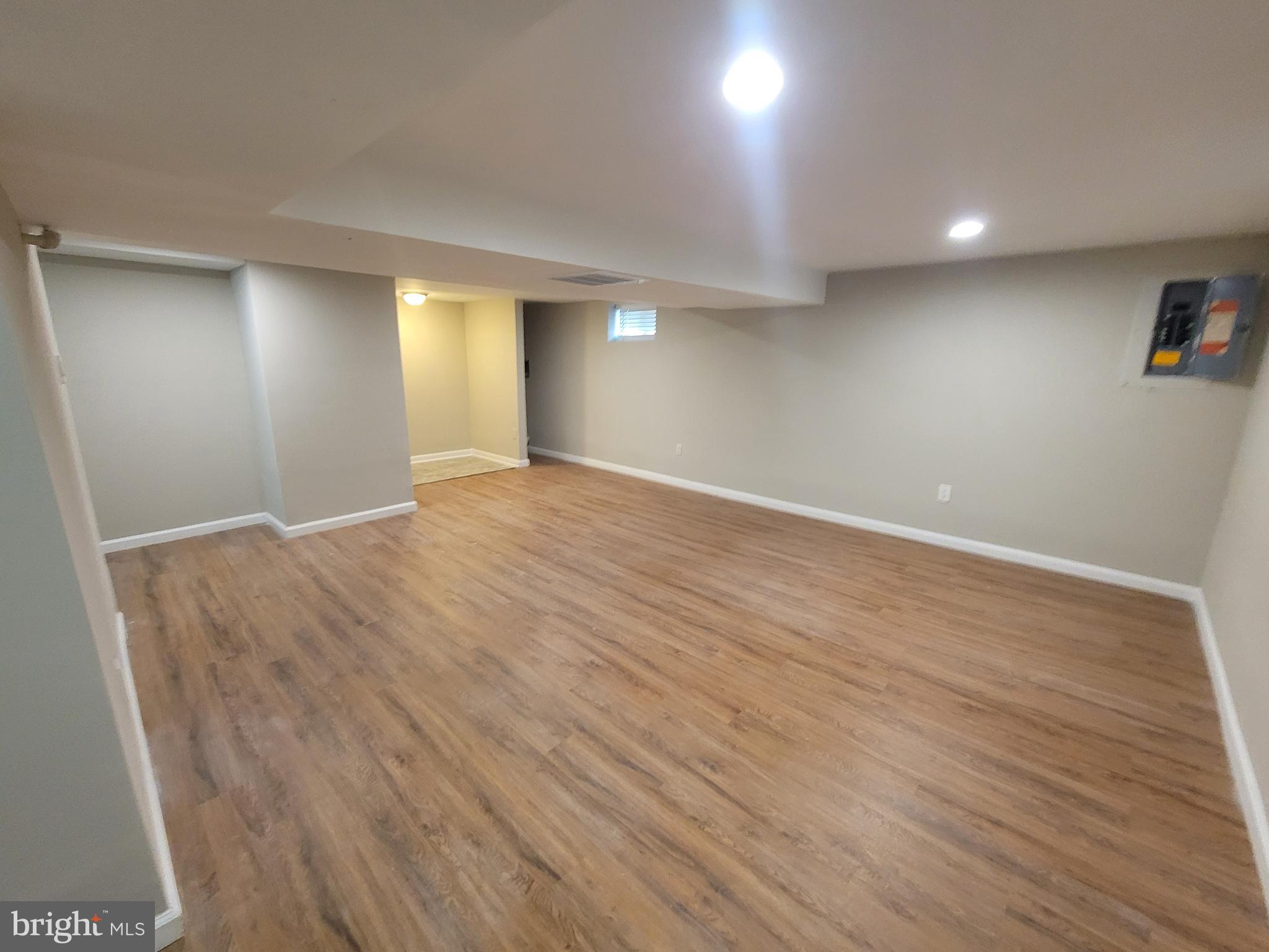 ROYAL ACRES - Residential