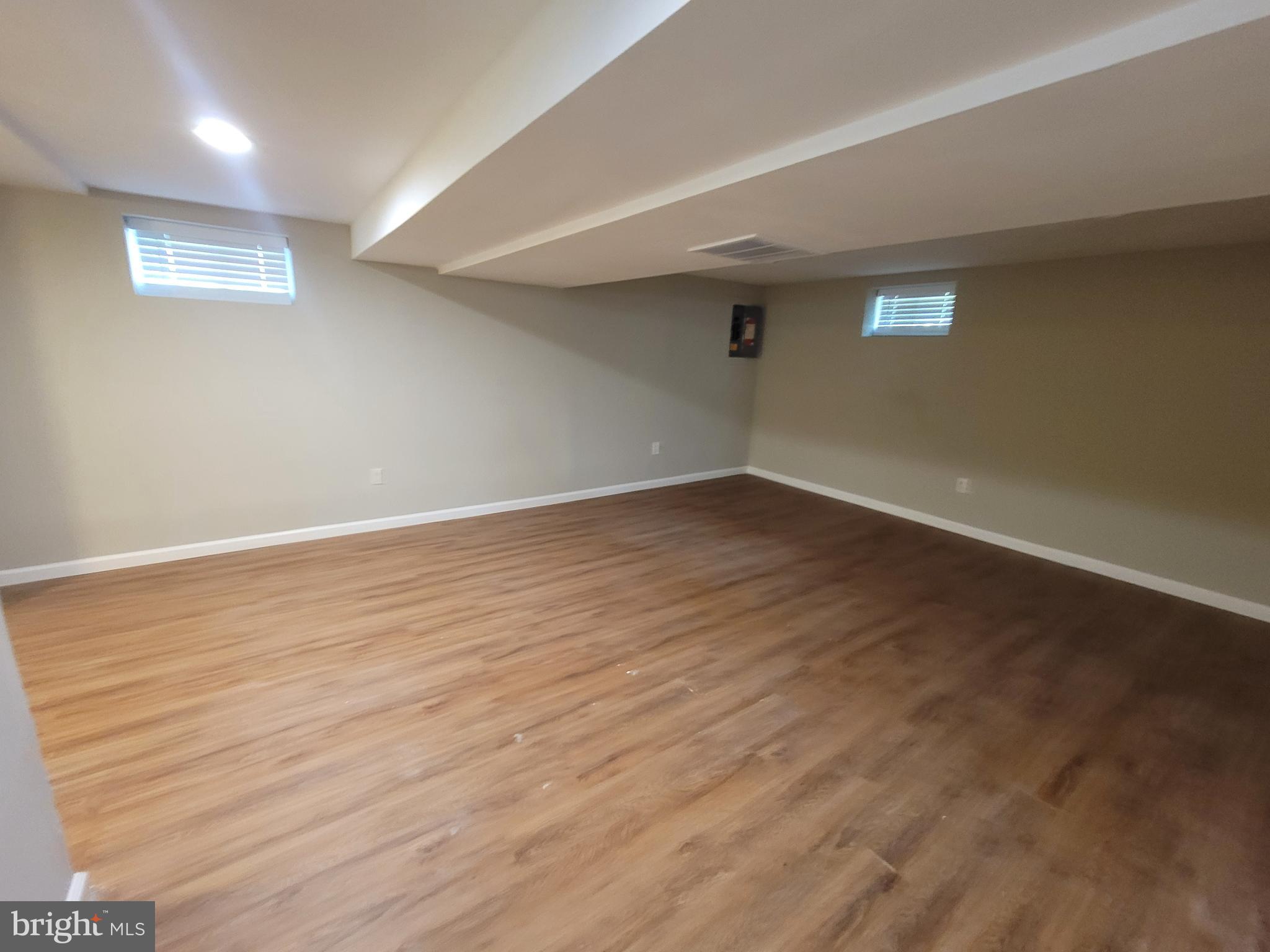 ROYAL ACRES - Residential