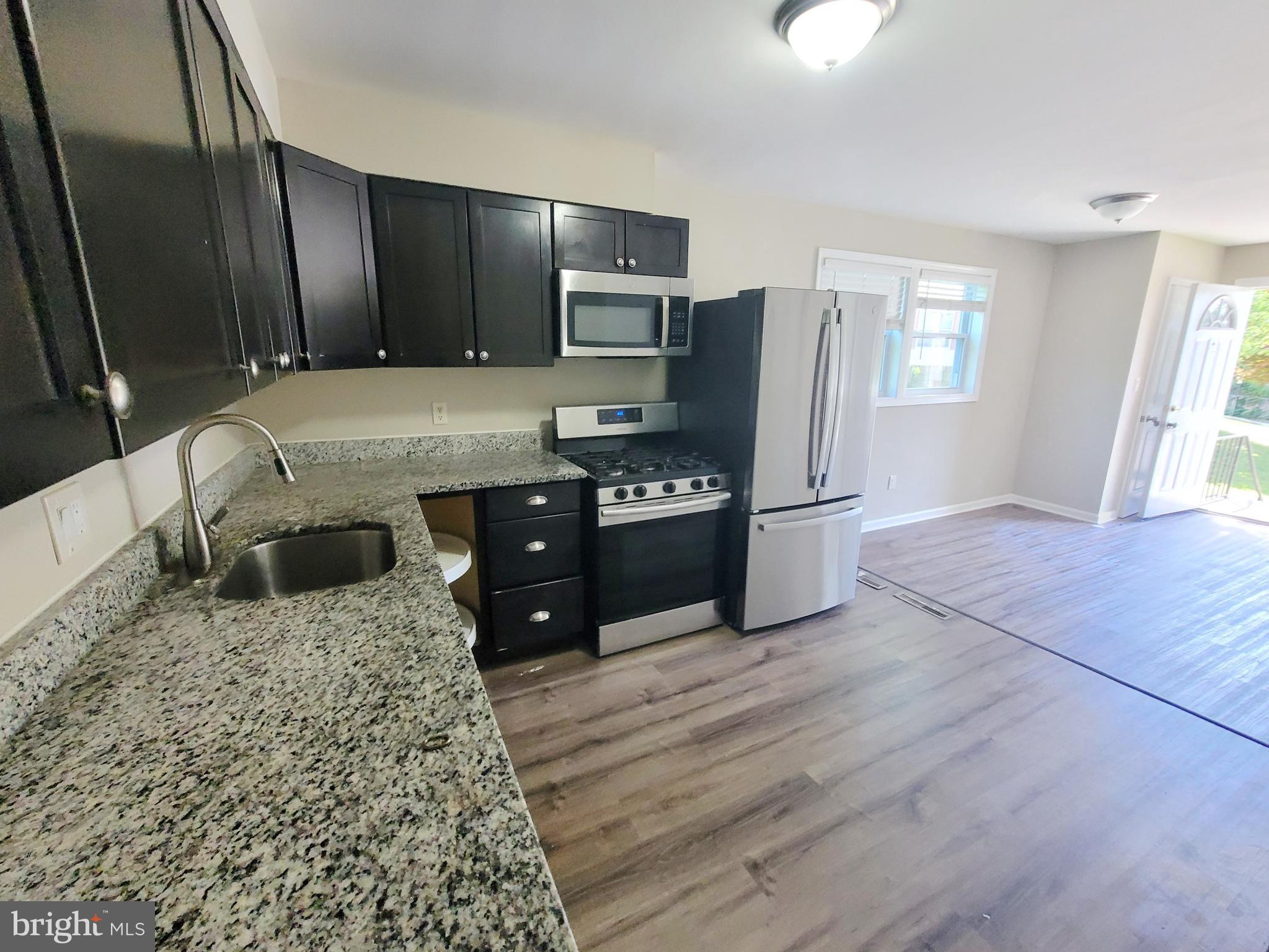ROYAL ACRES - Residential