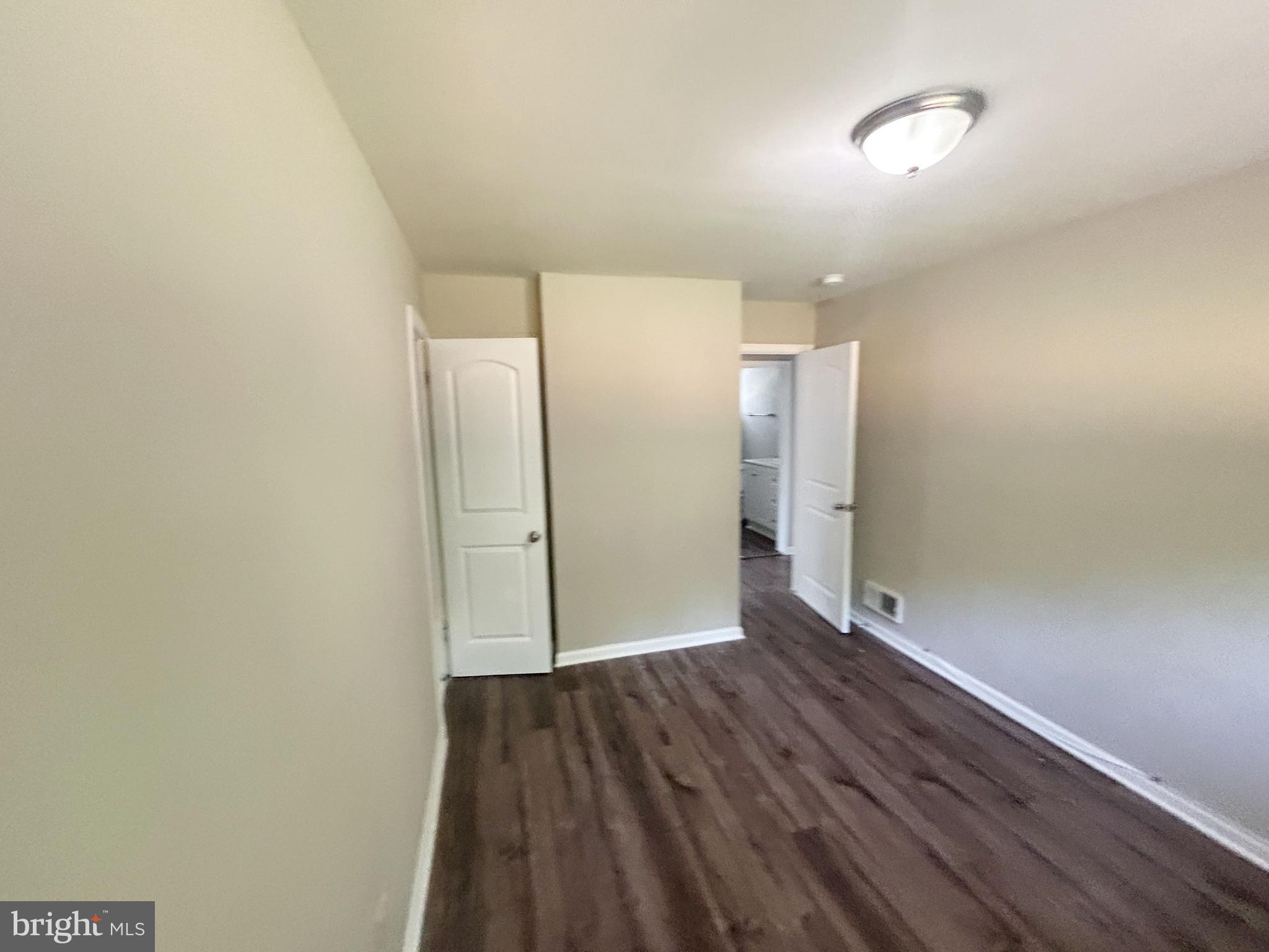 ROYAL ACRES - Residential