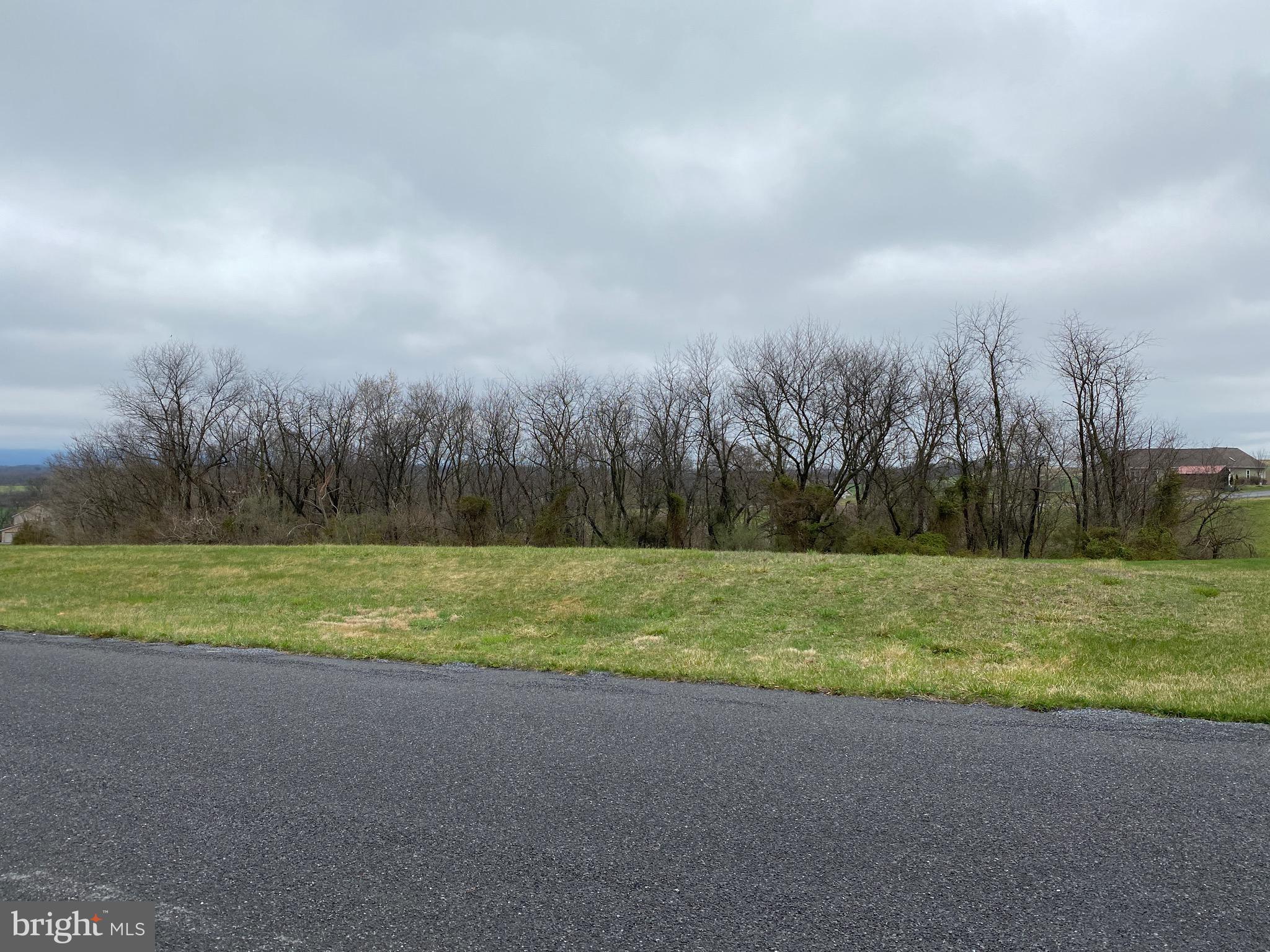 FOOTHILLS OF KENSINGTON - Land