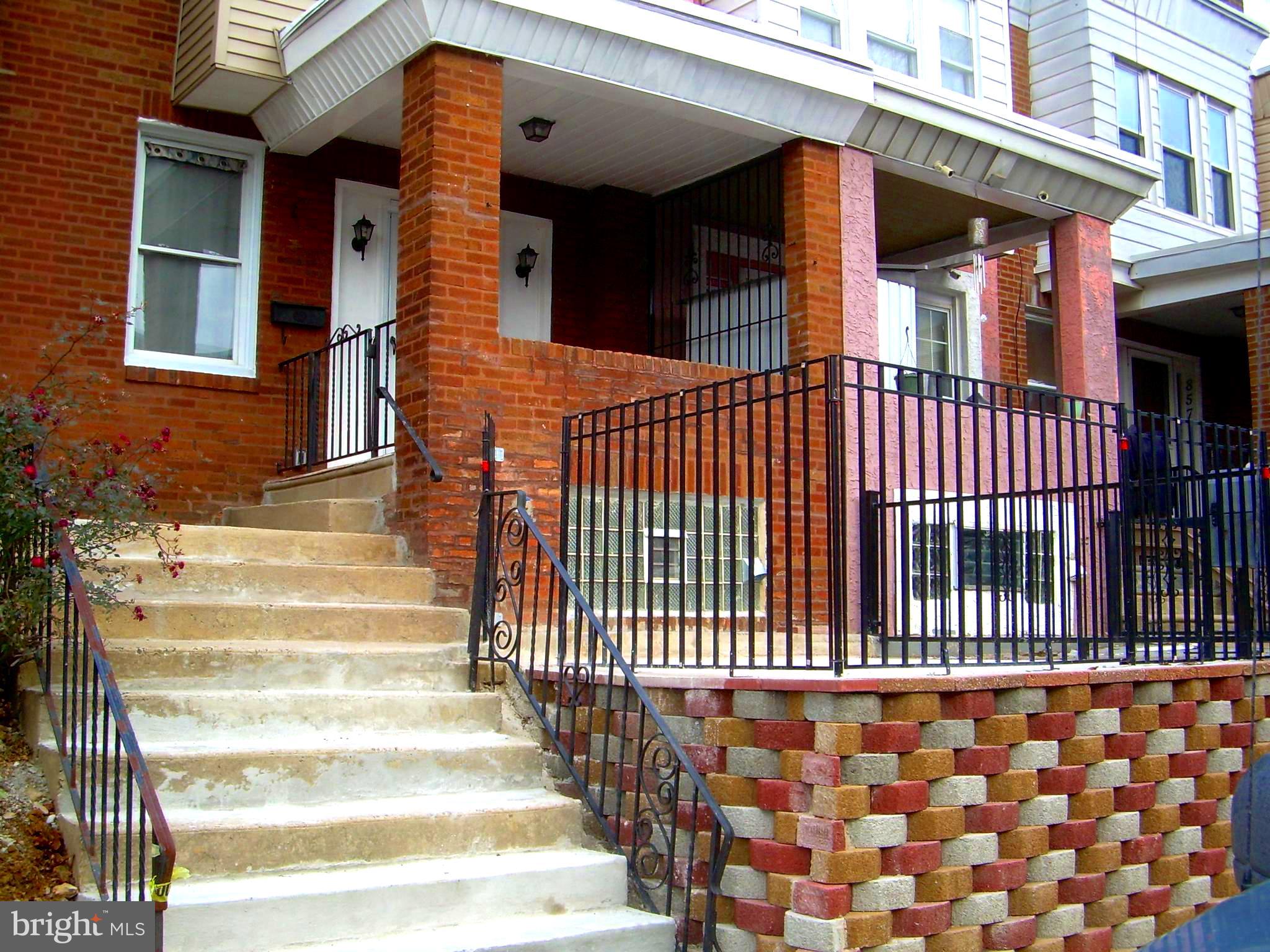 OXFORD CIRCLE - Residential
