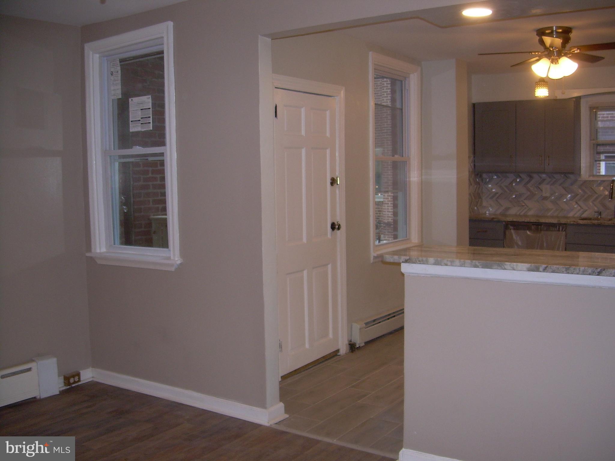 OXFORD CIRCLE - Residential