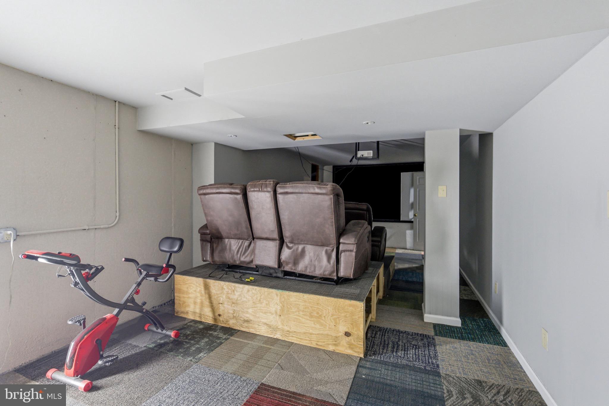 ELK CREEK FARM - Residential