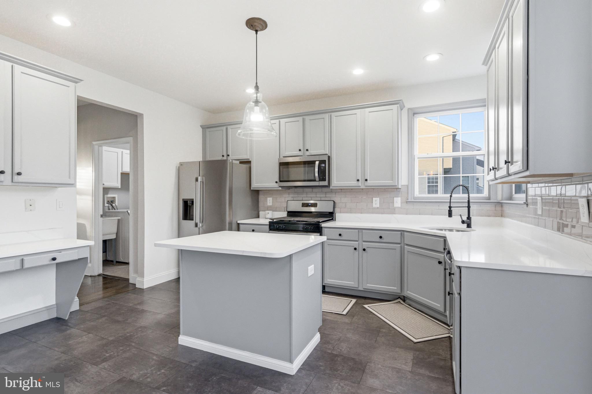 ELK CREEK FARM - Residential
