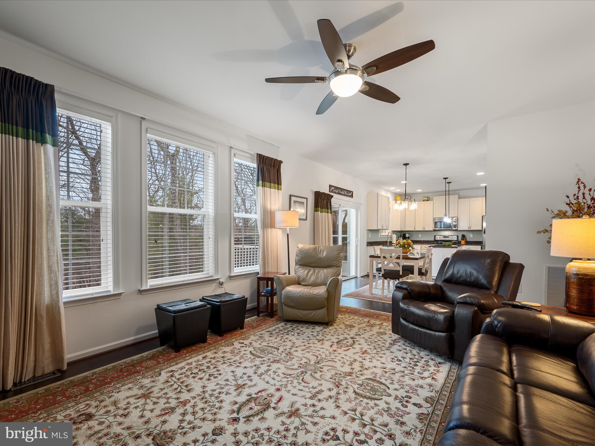 LAKE HOLIDAY ESTATES - Residential