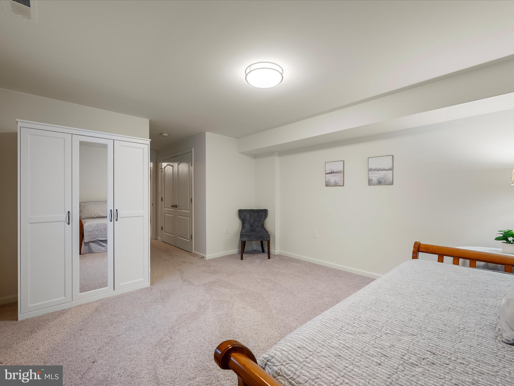 LAKE HOLIDAY ESTATES - Residential