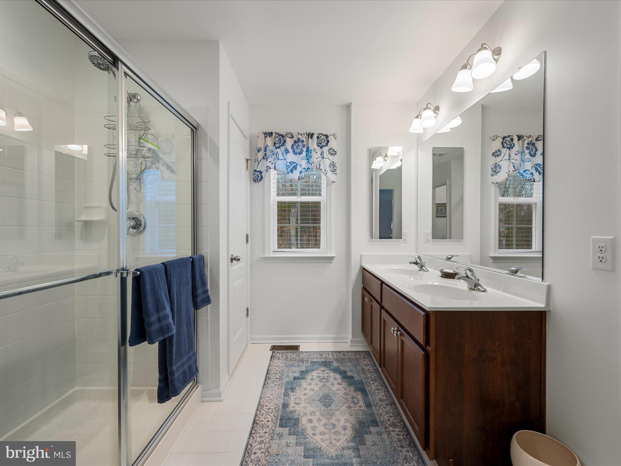 LAKE HOLIDAY ESTATES - Residential