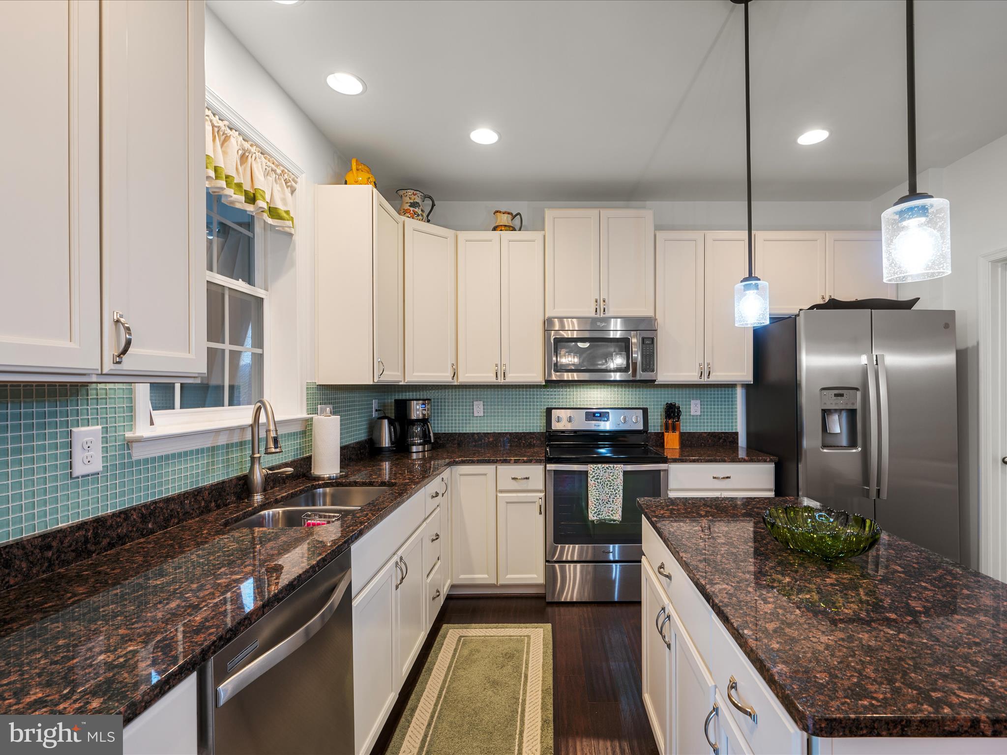 LAKE HOLIDAY ESTATES - Residential