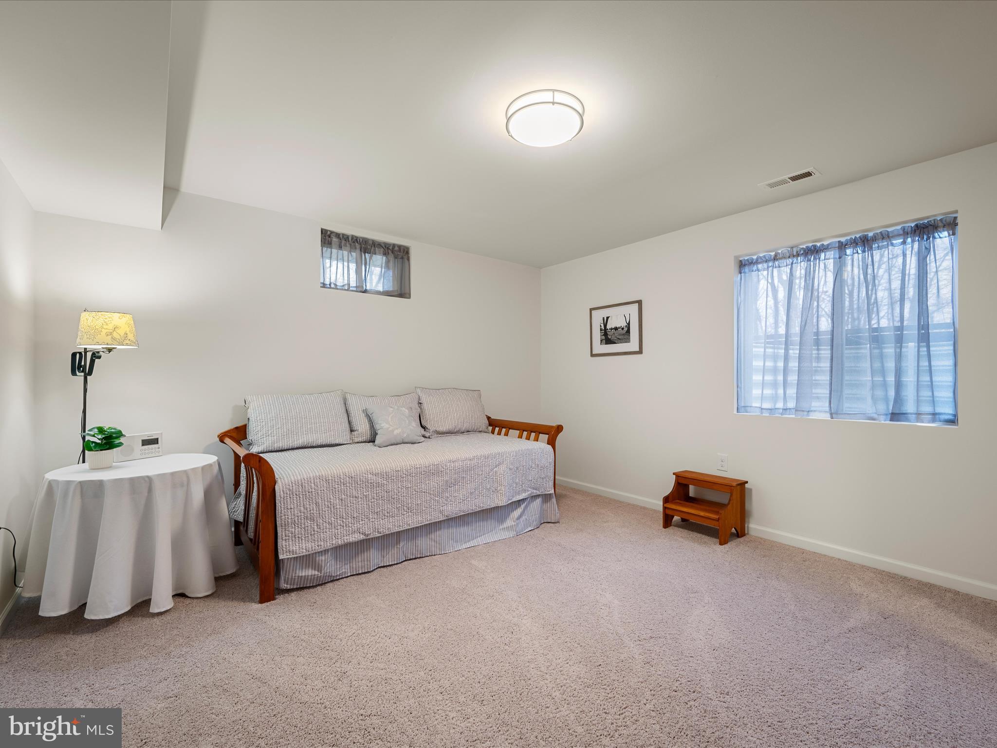 LAKE HOLIDAY ESTATES - Residential