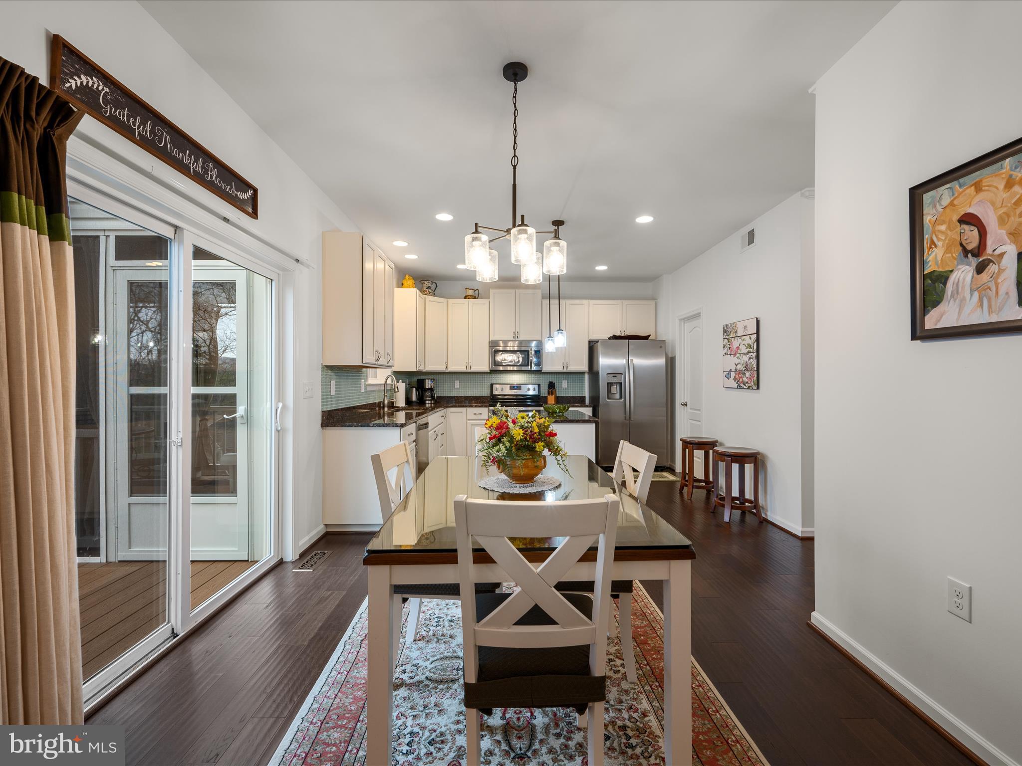 LAKE HOLIDAY ESTATES - Residential
