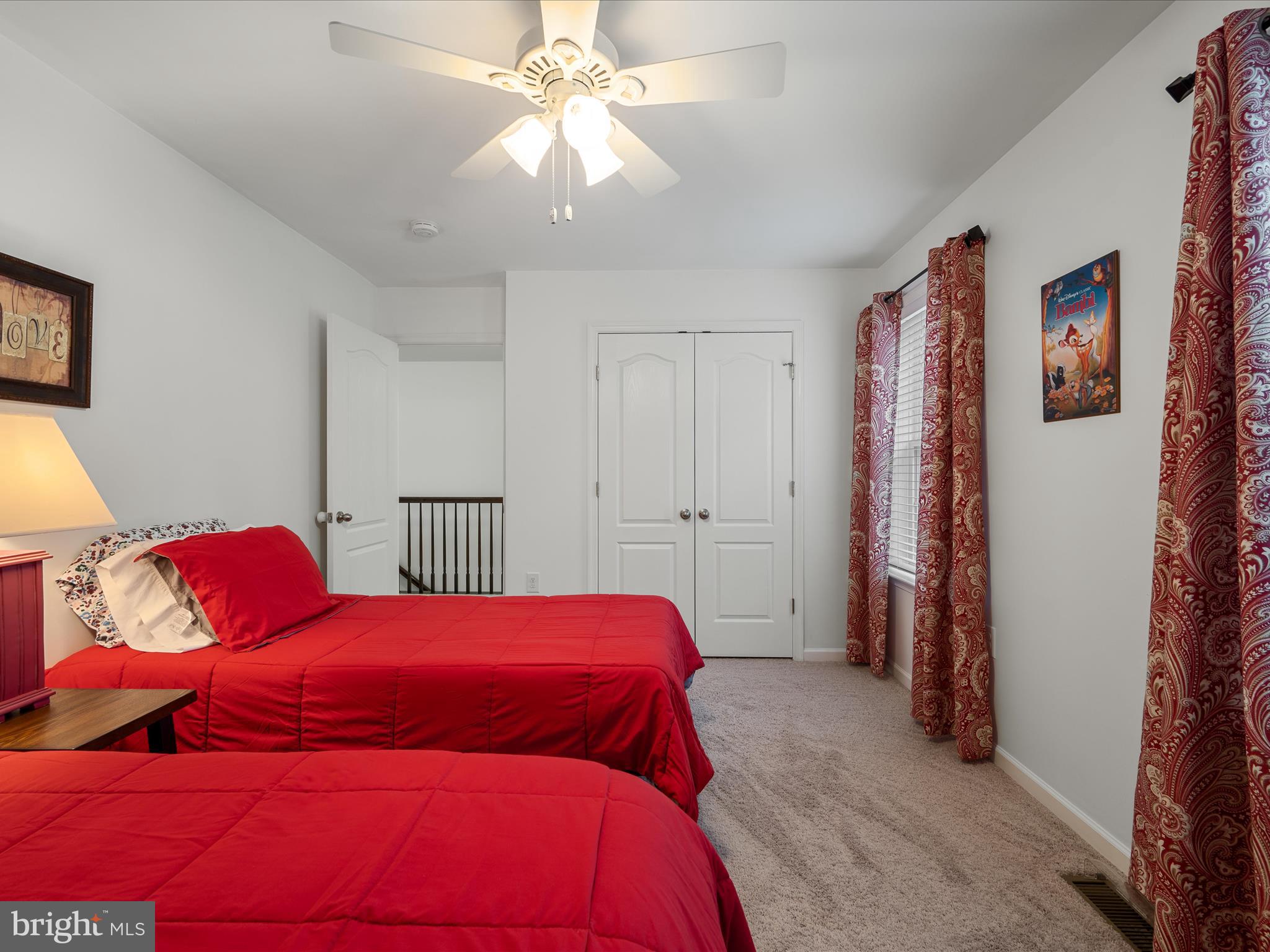LAKE HOLIDAY ESTATES - Residential