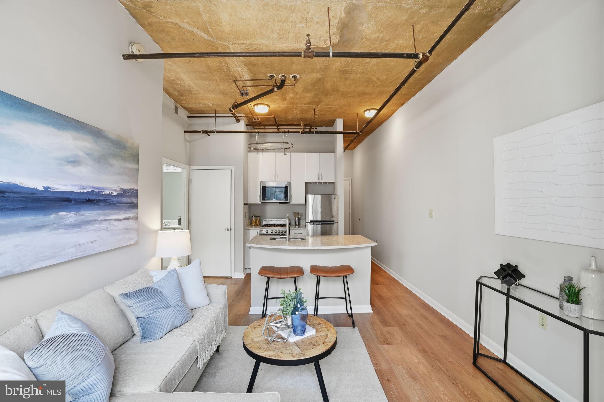 LOGAN CIRCLE - Residential