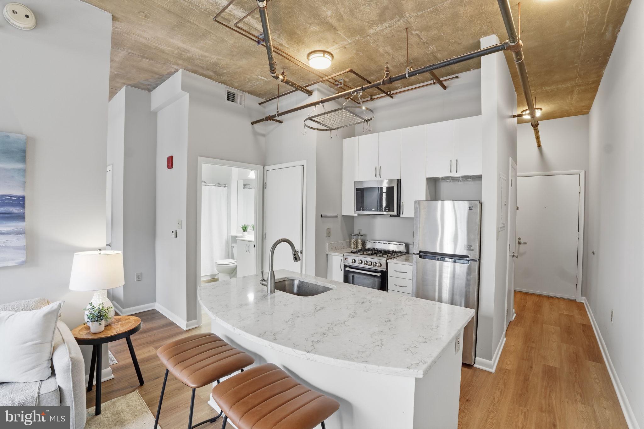 LOGAN CIRCLE - Residential