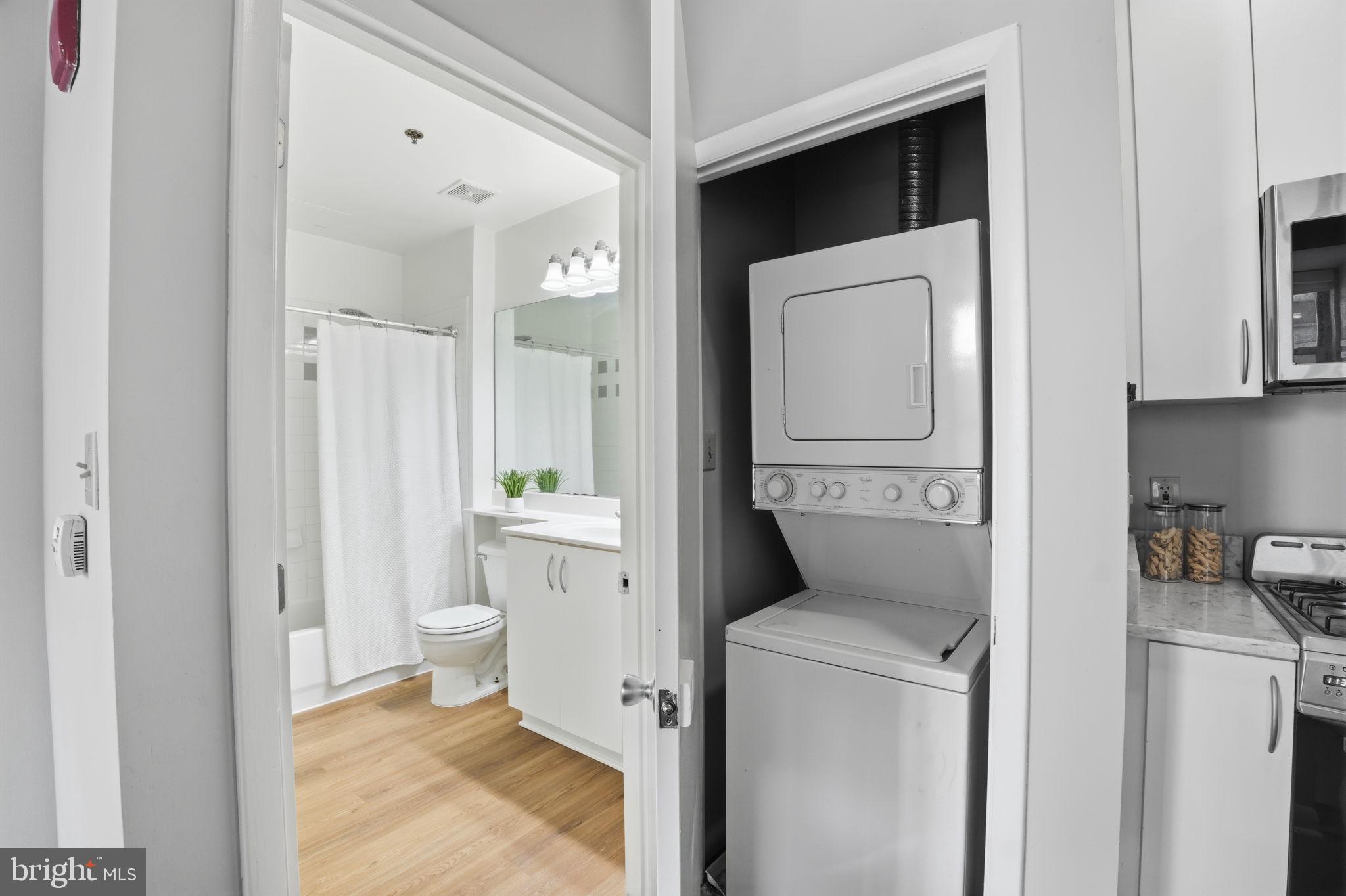 LOGAN CIRCLE - Residential